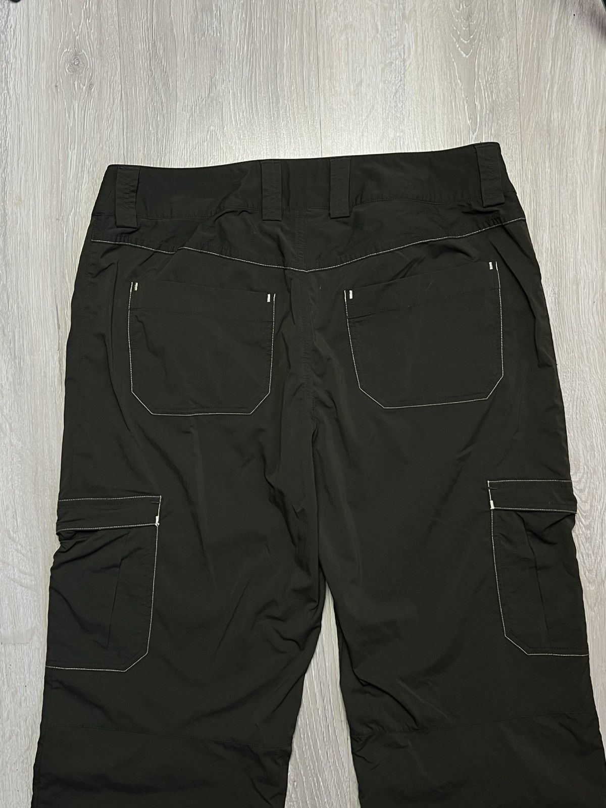 Arc'teryx Arc’teryx Small Logo Nylon Light Cargo Pants Size 29" - 3 Thumbnail