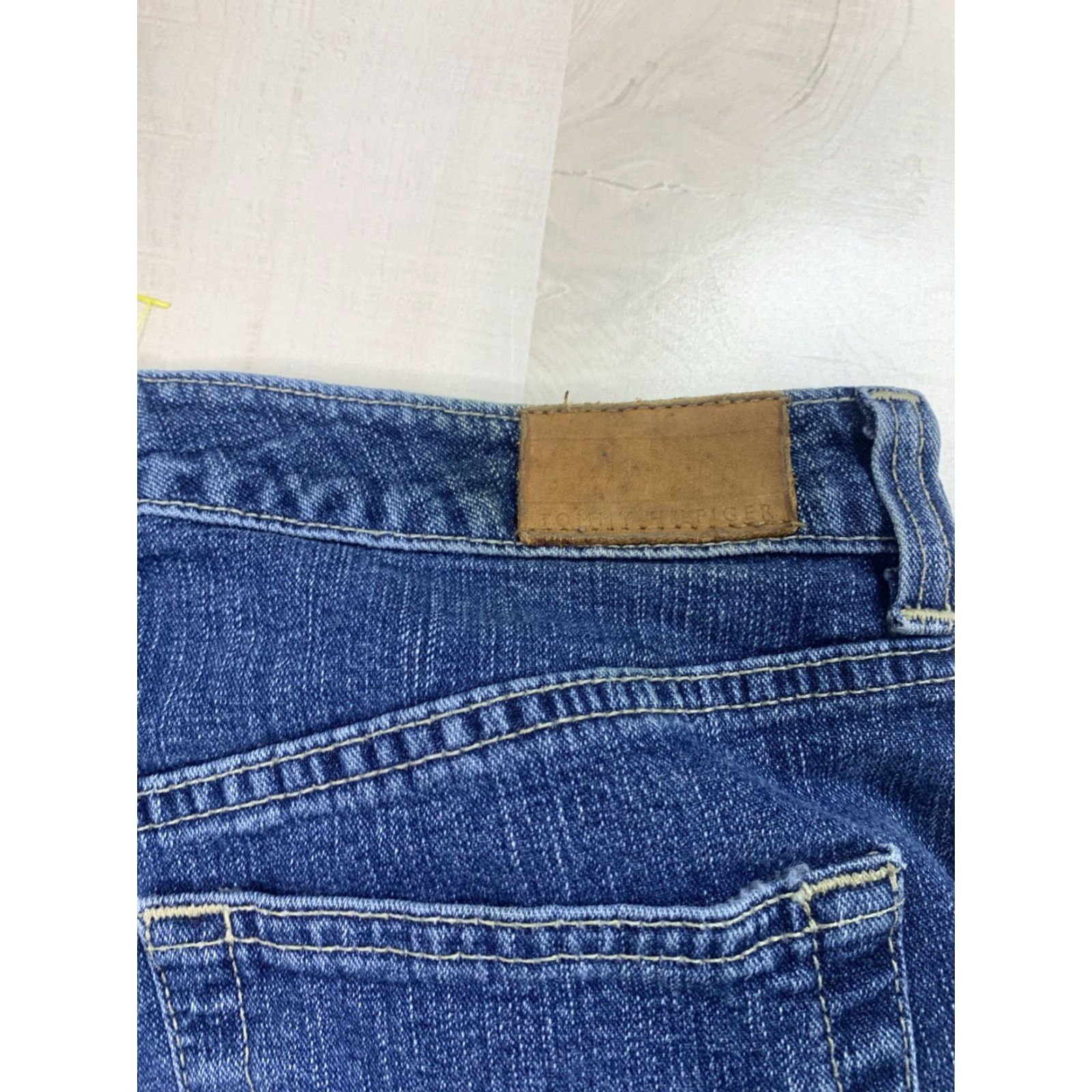 Tommy Hilfiger VINTAGE Tommy Hilfiger Jeans Women Crop Straight 90s 2000s Size 4 Blue 28x25 Rise Mid Hosiery? Size 27" / US 4 / IT 40 - 8 Thumbnail