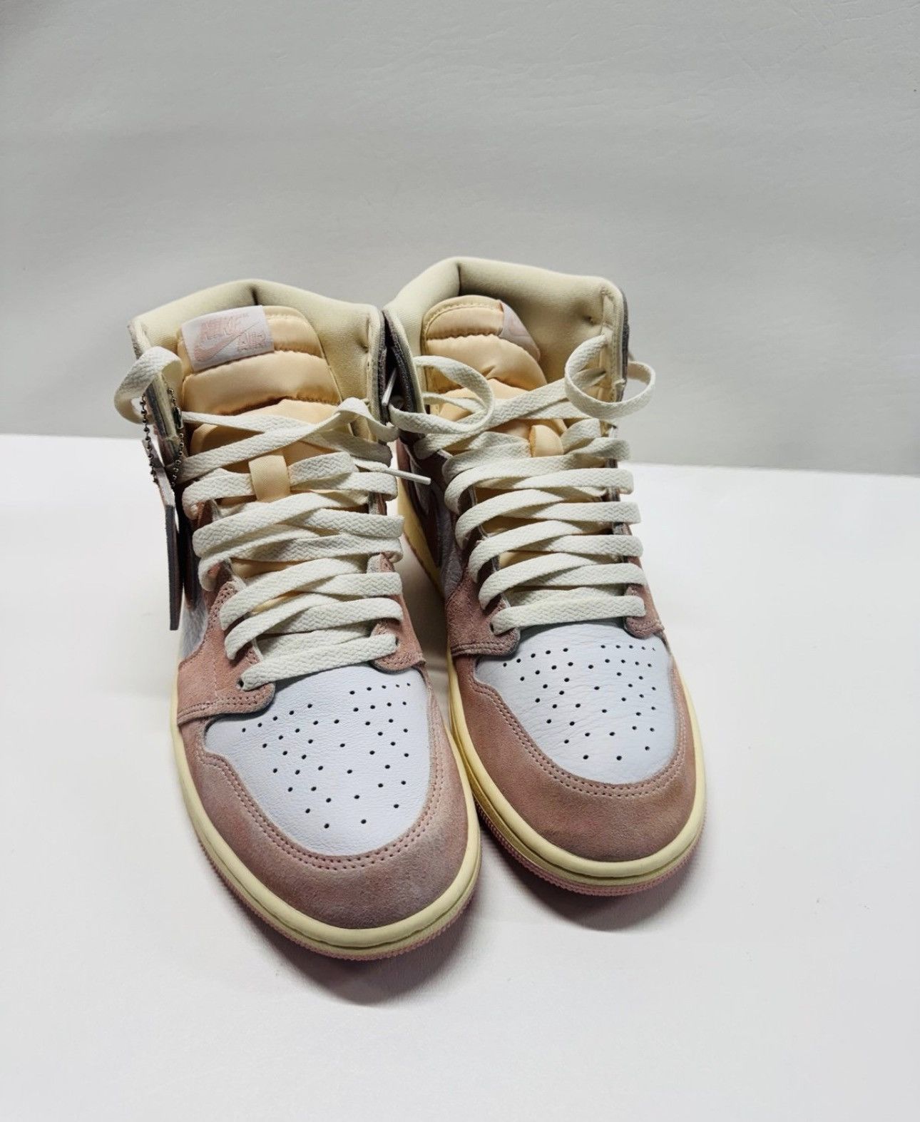 Jordan Brand Air Jordan 1 Retro Hi OG Washed Pink Size US 11 / IT 41 - 4 Thumbnail