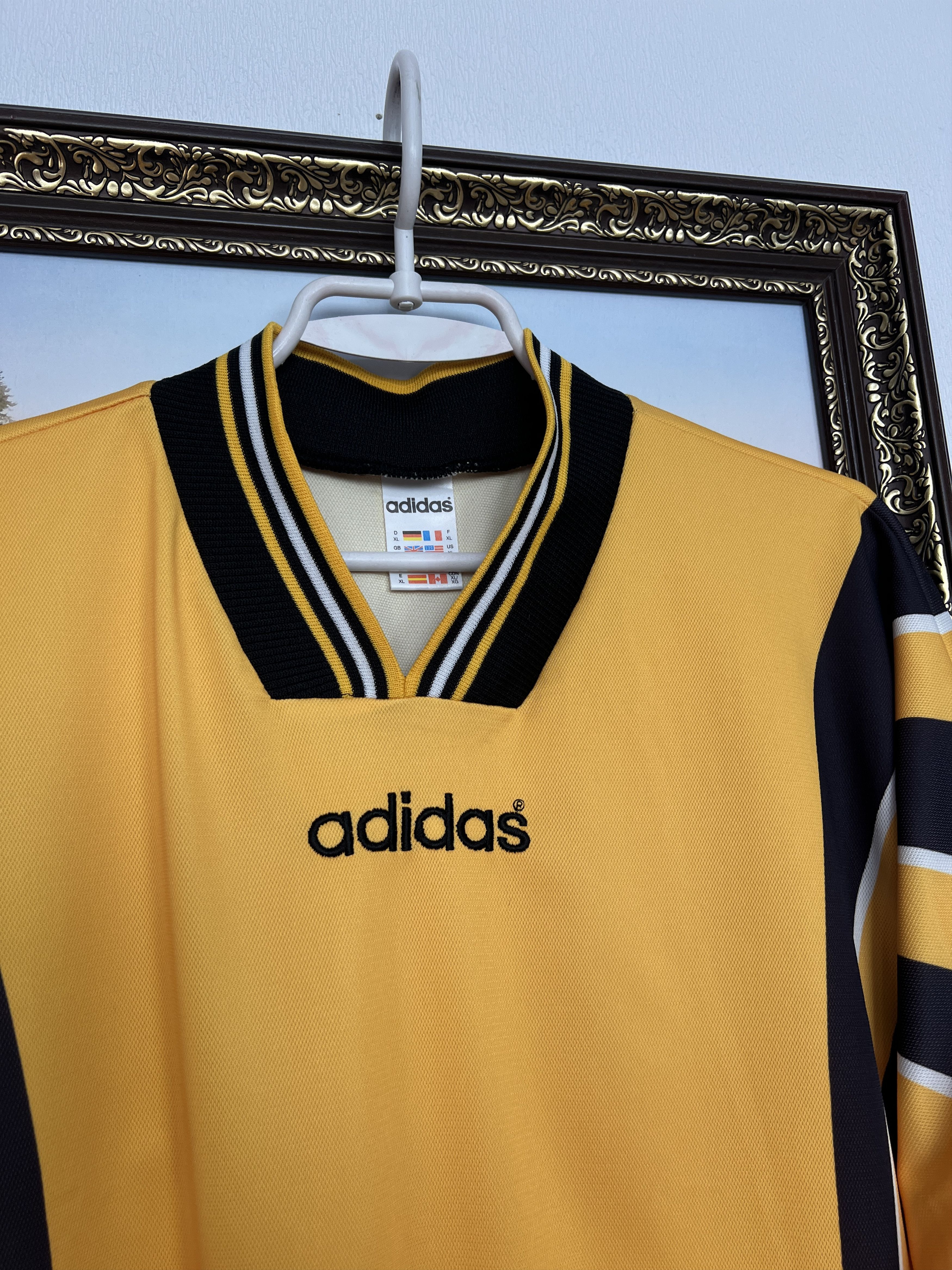 Adidas Vintage Football Template Shirt Soccer Jersey Trikot Rare Size US XL / EU 56 / 4 - 3 Thumbnail