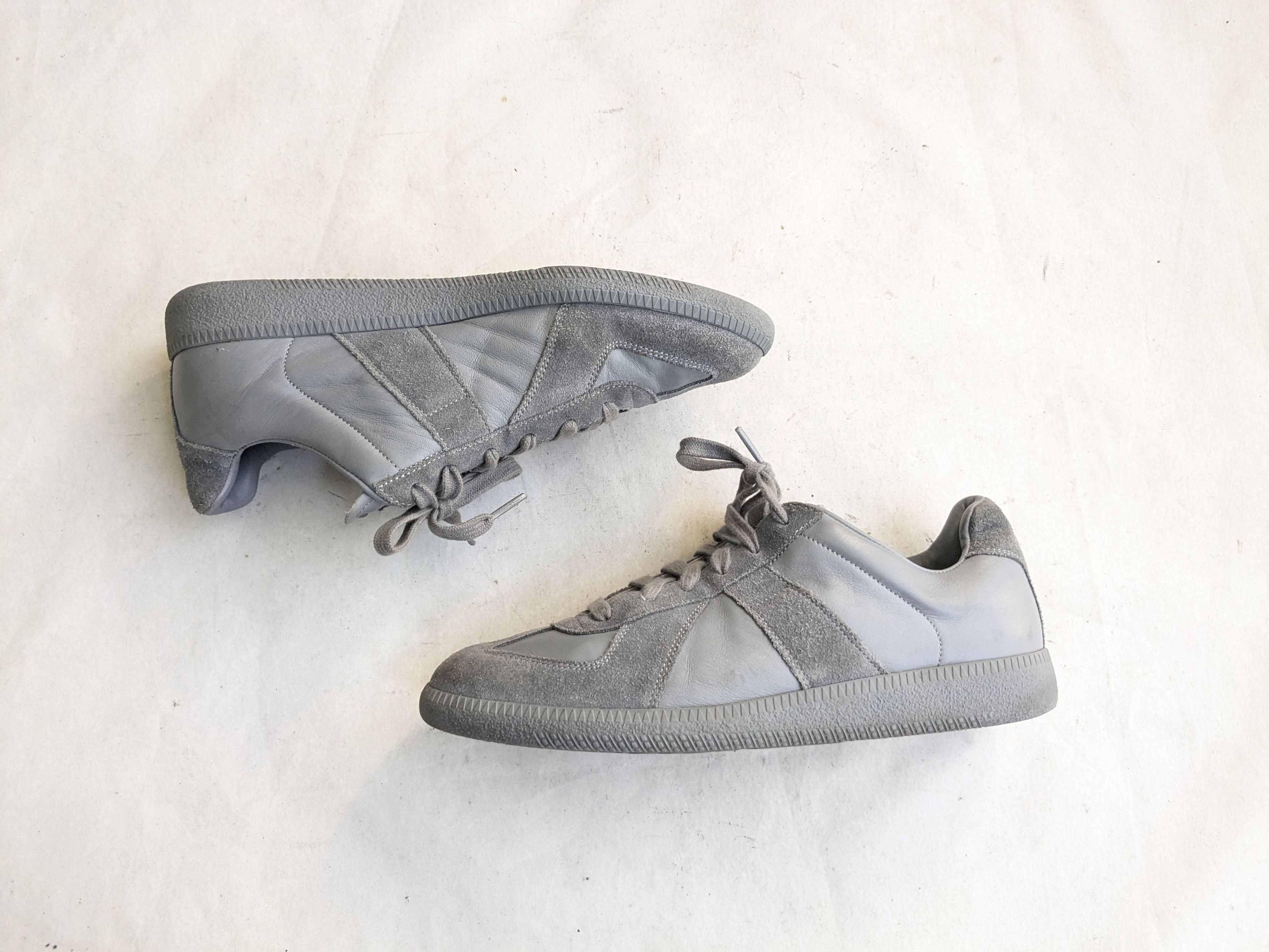 Maison Margiela Maison Margiela Gat Sneaker Low Gray 40 7 Suede Size US 7 / EU 40 - 2 Thumbnail
