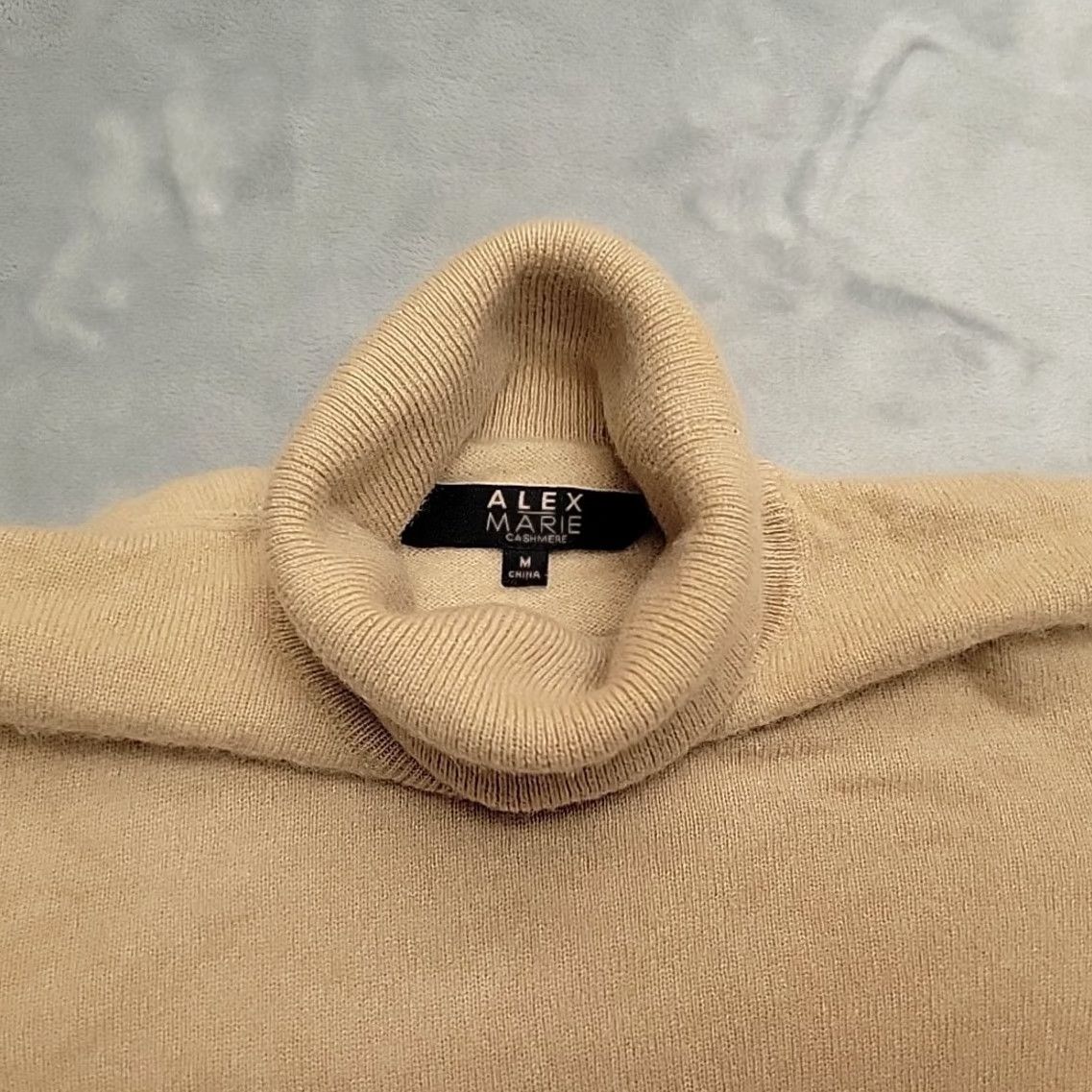 Vintage Alex Marie Turtleneck Sweater Womens Medium Tan Beige Cashmere Knit Luxury Soft Size M / US 6-8 / IT 42-44 - 5 Thumbnail