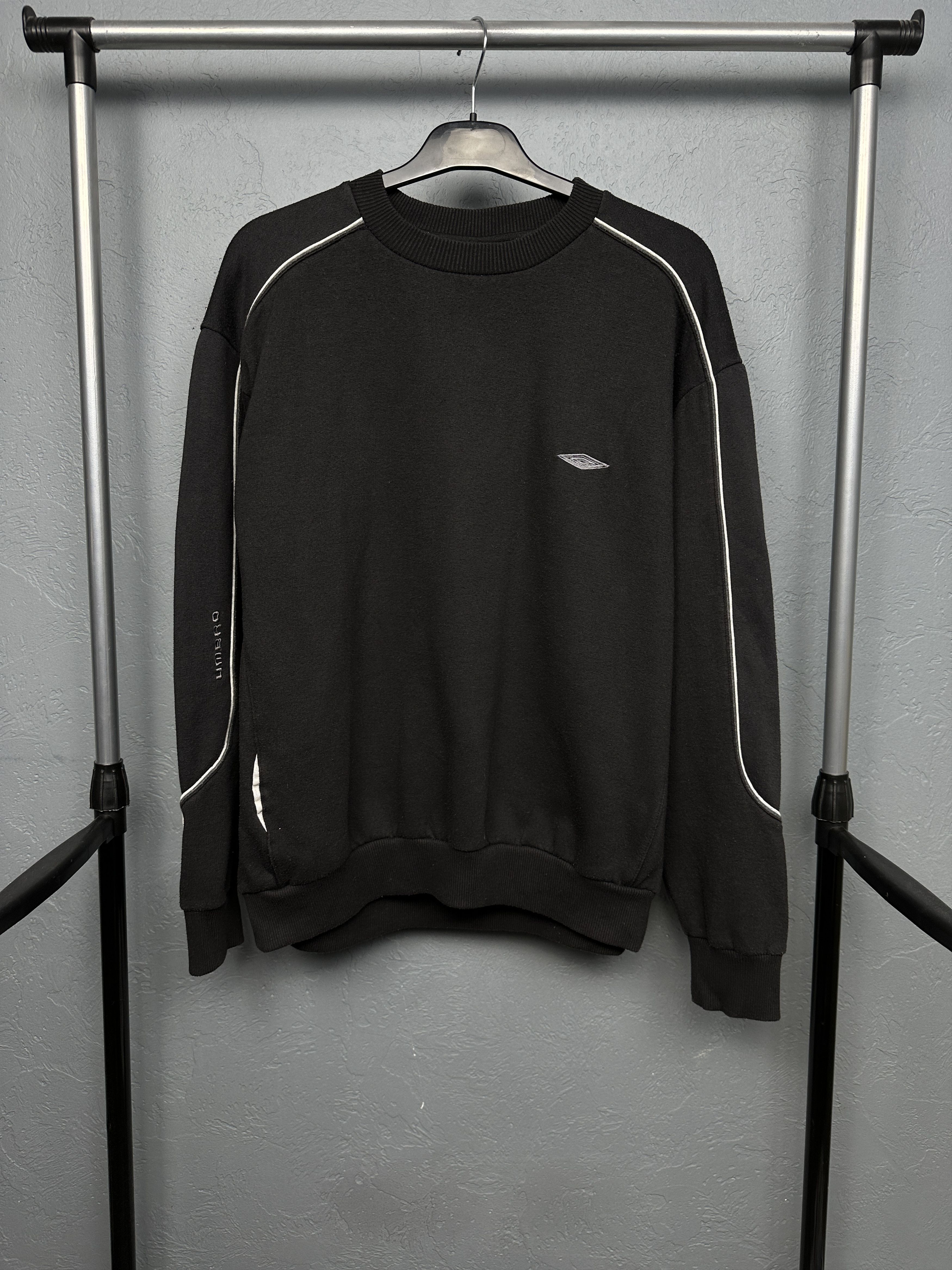 Umbro Umbro Vintage Mens Sweatshirt Size US L / EU 52-54 / 3 - 1 Thumbnail