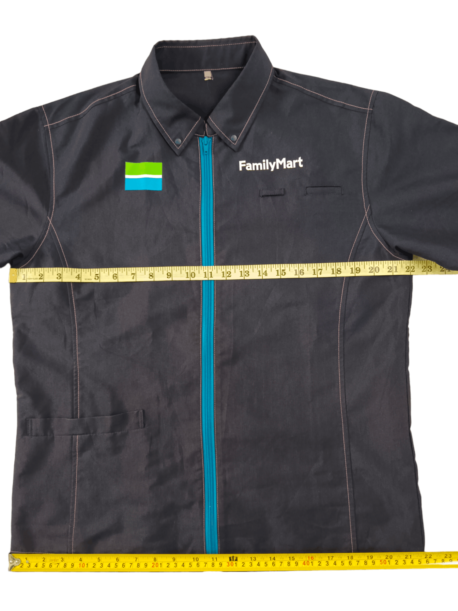 Edition Japan Family Mart Zipper Short Sleeve Shirt Size US M / EU 48-50 / 2 - 4 Thumbnail