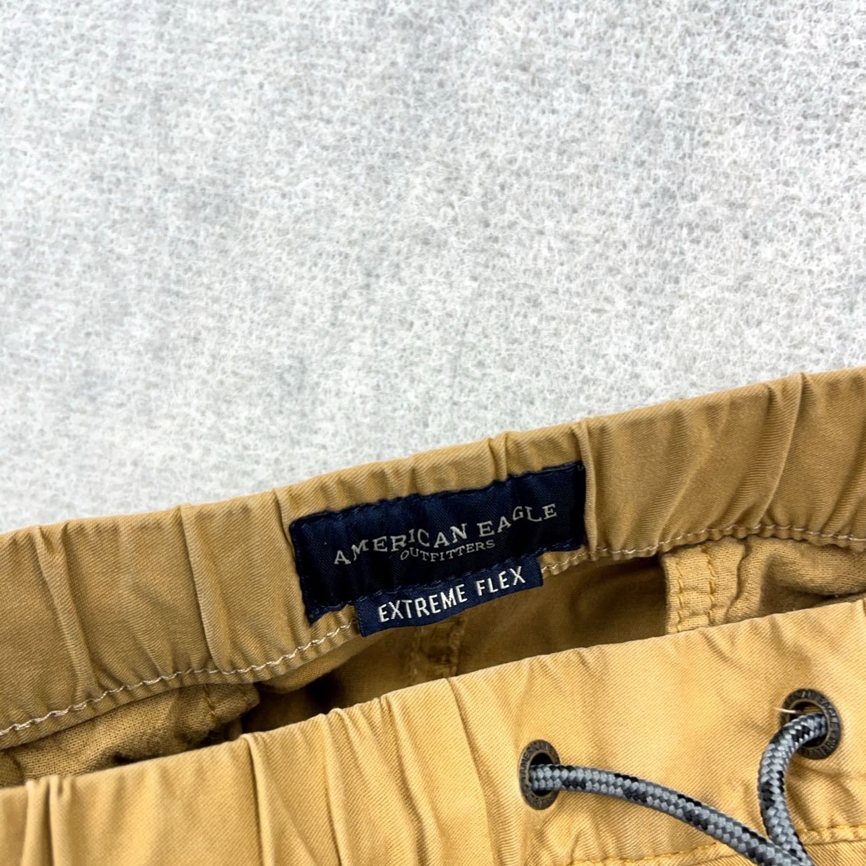 American Eagle Outfitters American Eagle Pants Joggers Men Medium Tan Brown Khaki Drawstring Tapered 33x26 Size US 31 - 4 Thumbnail