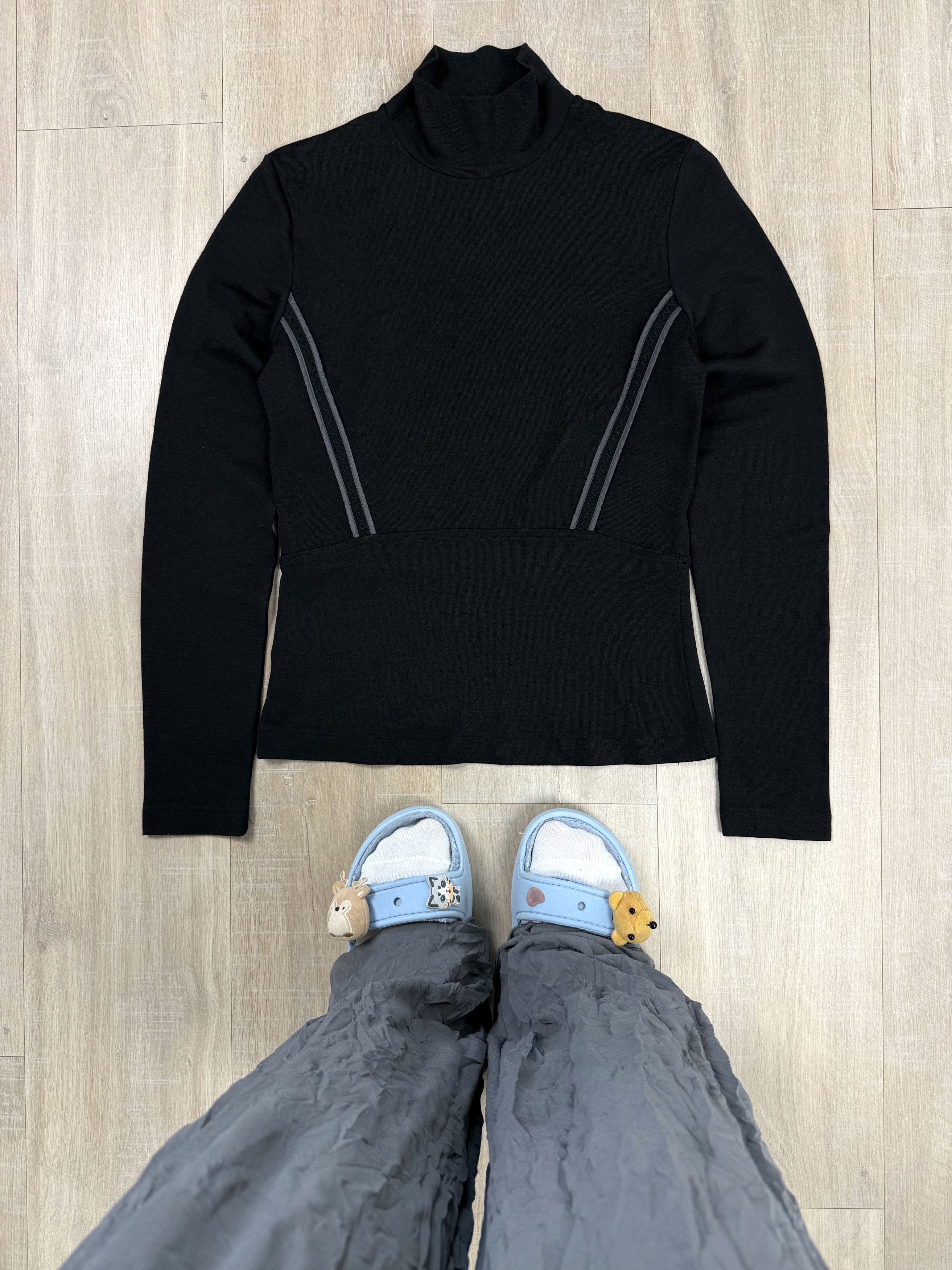 Prada Prada Virgin Wool Turtleneck Sweater Black Size L / US 10 / IT 46 - 1 Thumbnail