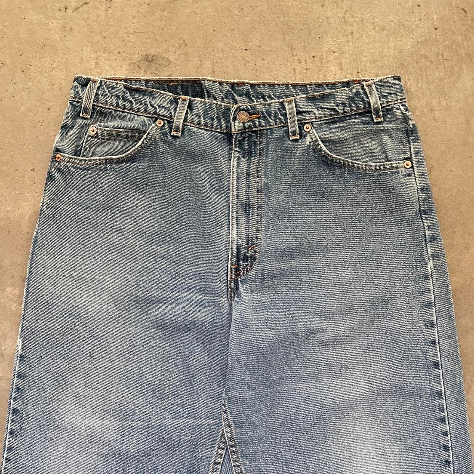 Levi's Vintage Levi’s 550 Medium Washed Jeans Size US 36 / EU 52 - 3 Thumbnail