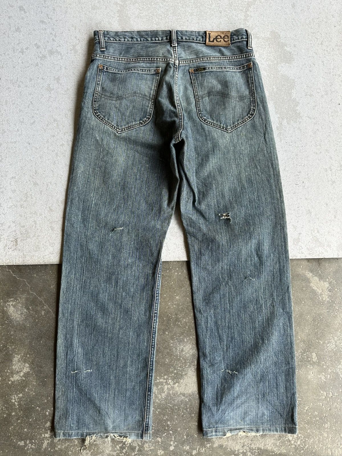 Lee OFFER ACCEPT🩸Vintage LEE Ripped Jean Distressed Denim Pants Size US 31 - 12 Thumbnail