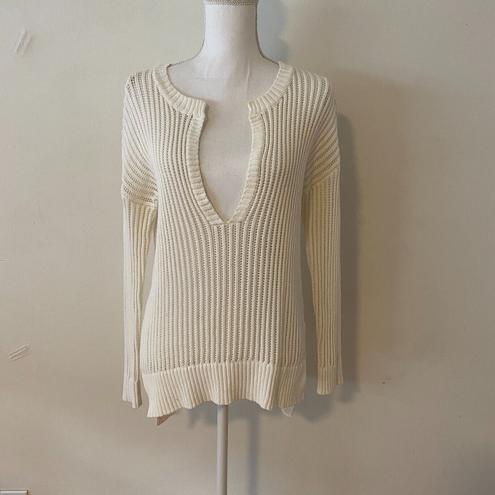 REVOLVE Revolve By The Way Ivory Pearl Sheer Knit Sweater V-Neck S Size S / US 4 / IT 40 - 1 Thumbnail