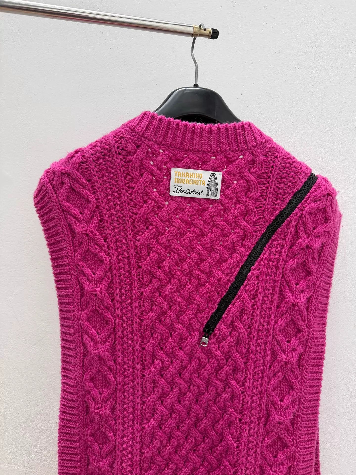 Takahiromiyashita The Soloist. TAKAHIROMIYASHITA The Soloist Bold Zipper Knit Wool Vest OS Size US M / EU 48-50 / 2 - 4 Thumbnail