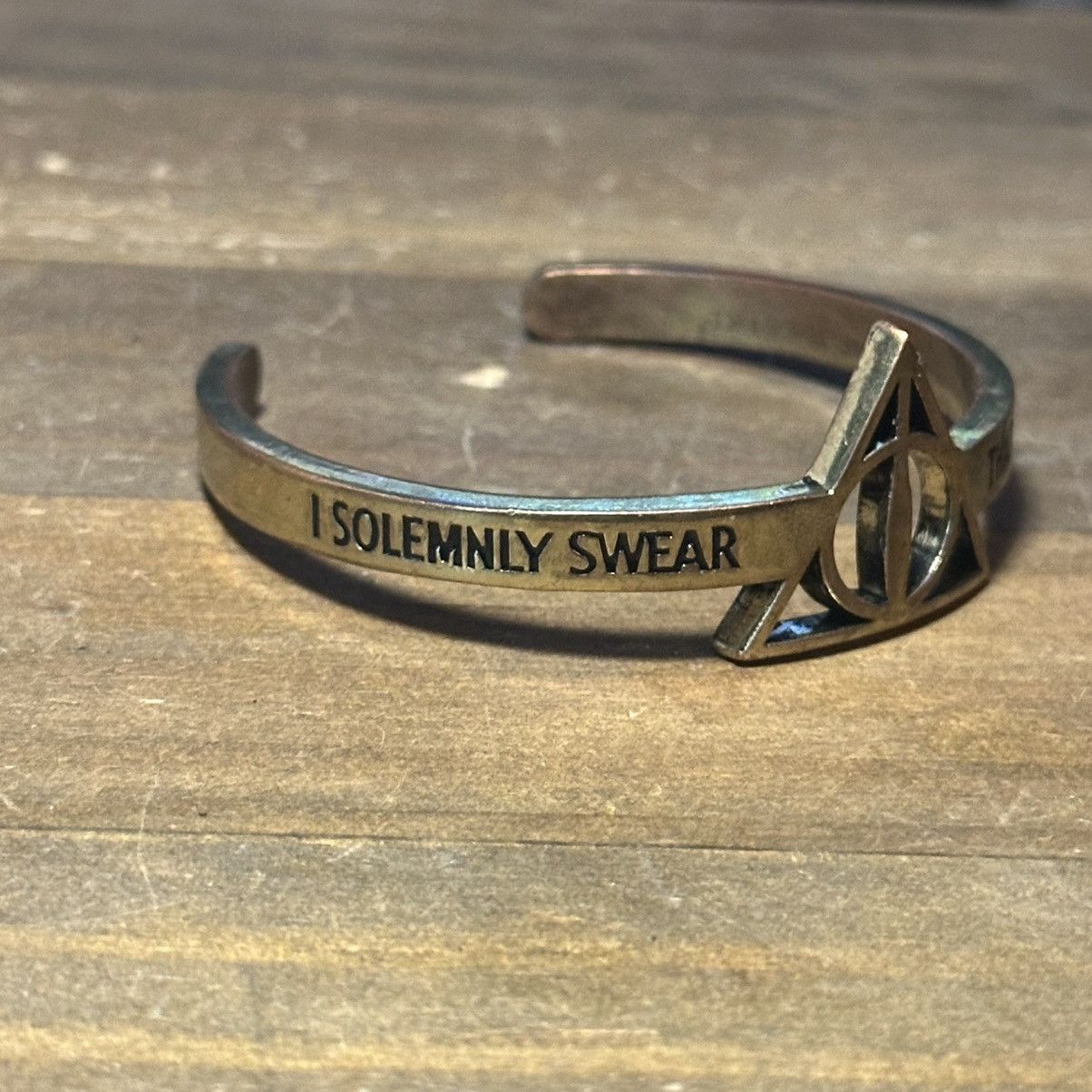 Warner Bros Harry Potter I Solemnly Swear Deathly Hollows cuff bracelet Size ONE SIZE - 7 Thumbnail
