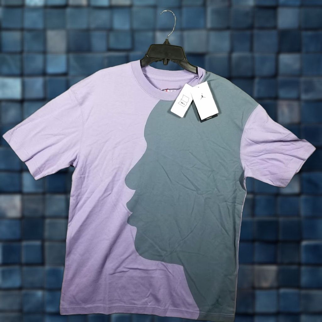 Jordan Brand Jordan T-Shirt Womens XS Purple Graphic Face Oversized Crew Neck FA23 Size XS / US 0-2 / IT 36-38 - 1 Thumbnail