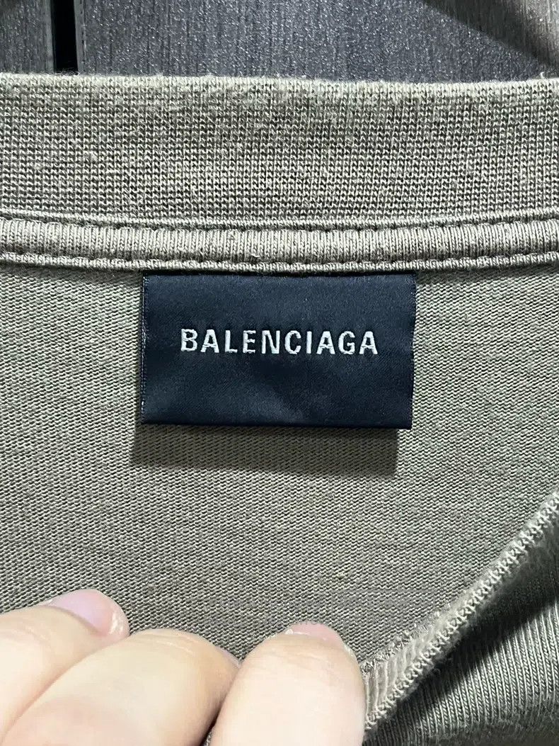 Balenciaga Balenciaga Grain print long sleeve Size US M / EU 48-50 / 2 - 3 Thumbnail