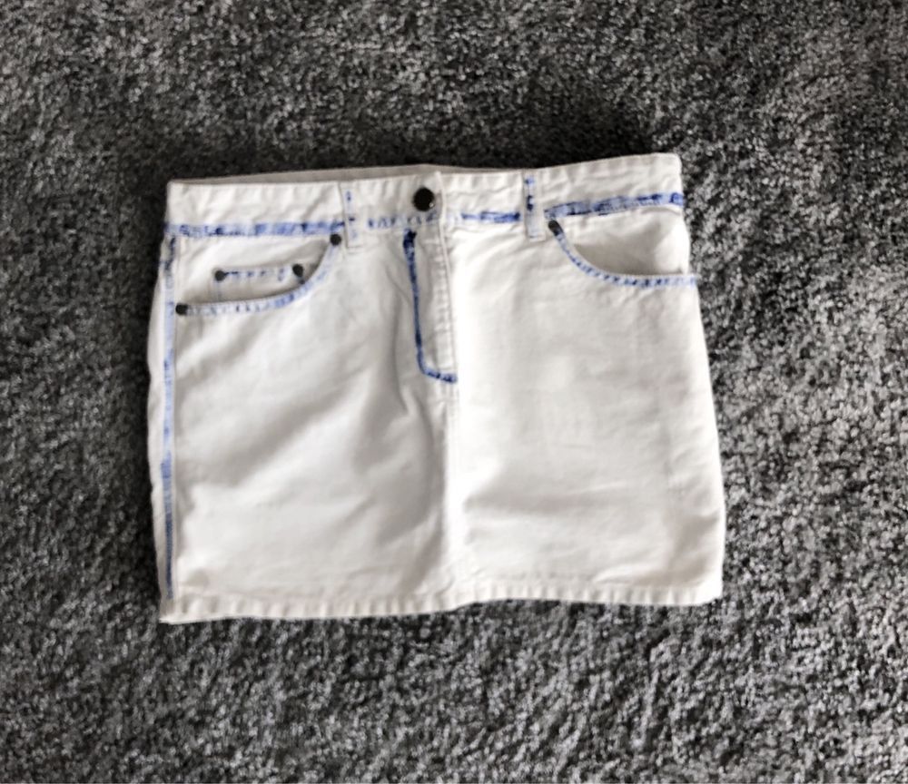 Alexander McQueen Alexander McQueen Vintage Skirt Size 34" / US 12 / IT 48 - 1 Thumbnail