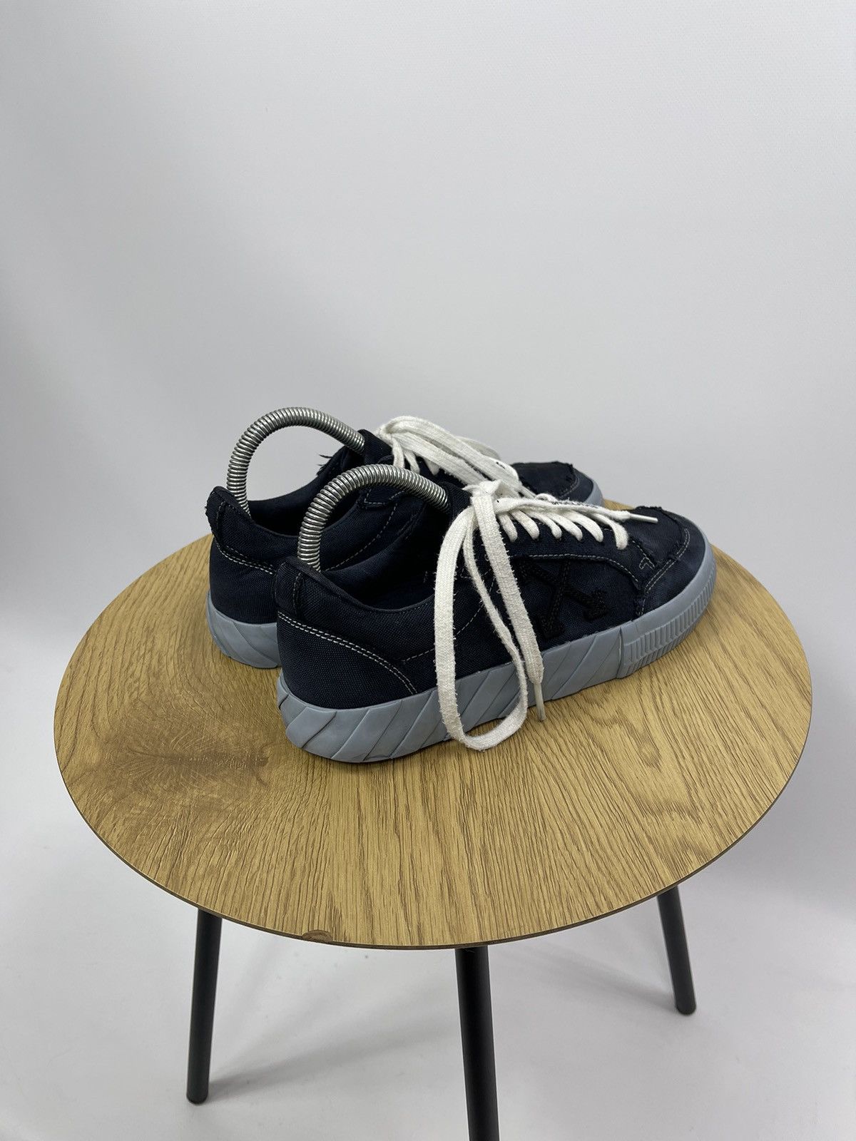 Off-White Off-White Low Vulcanized Sneakers Black Canvas Size EU 39 Size US 7 / EU 40 - 5 Thumbnail