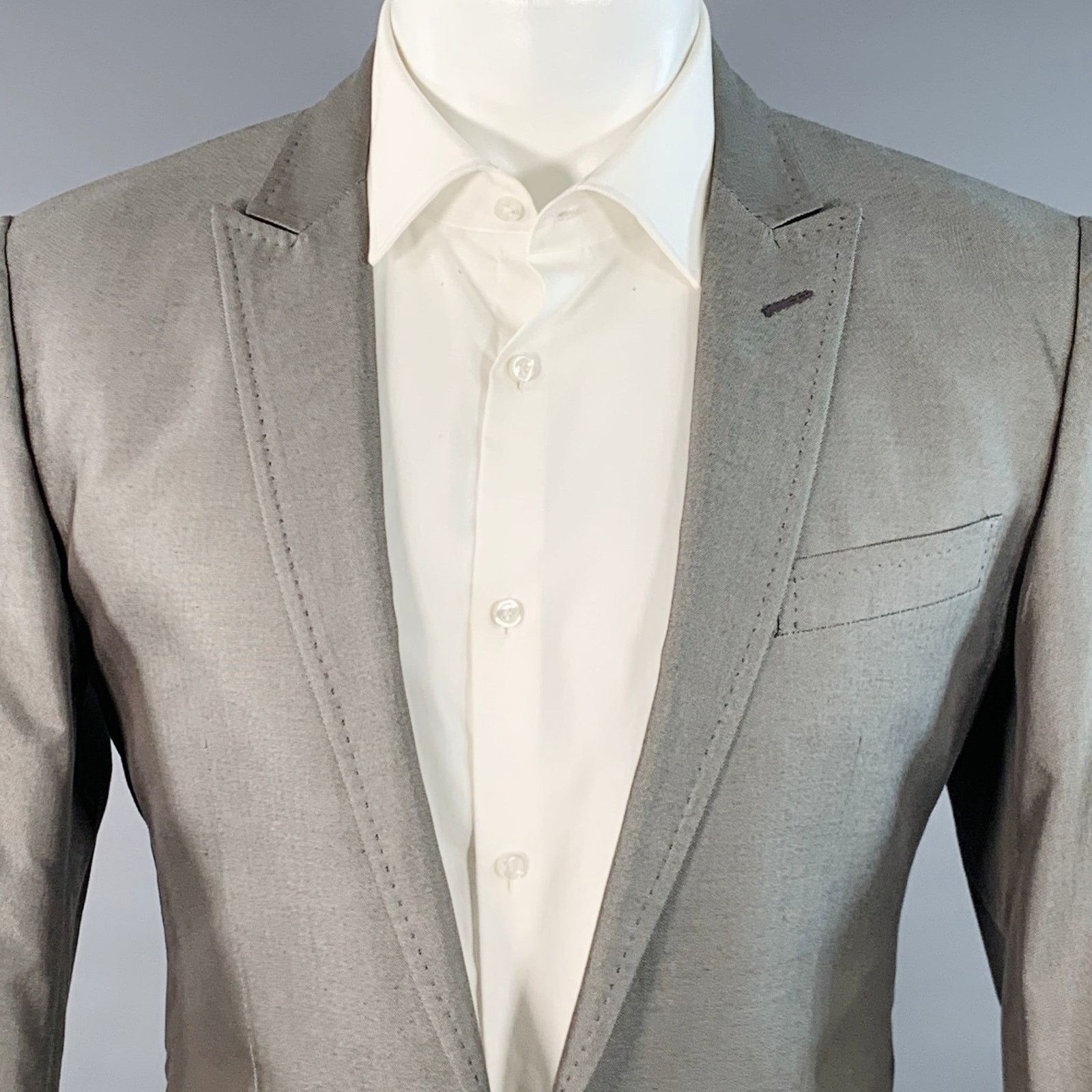 Dolce & Gabbana Size 38 Grey Cotton Silk Peak Lapel Single Button Sport Coat Size 38R - 2 Thumbnail