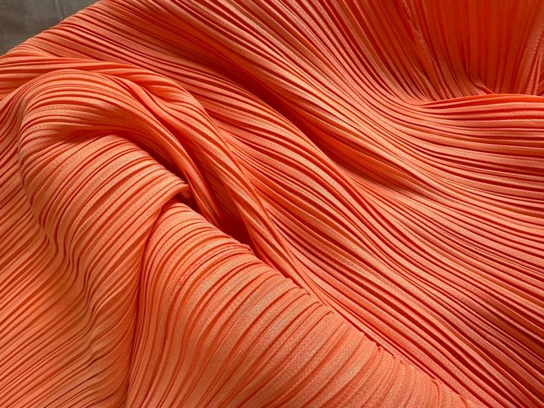 Issey Miyake Issey Miyake size:3 Pinkish-orange pleated dress Size S / US 4 / IT 40 - 5 Thumbnail