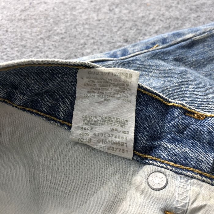 Levi's W50 Light Wash Vintage Levis 550 Jeans-J1166 | Grailed