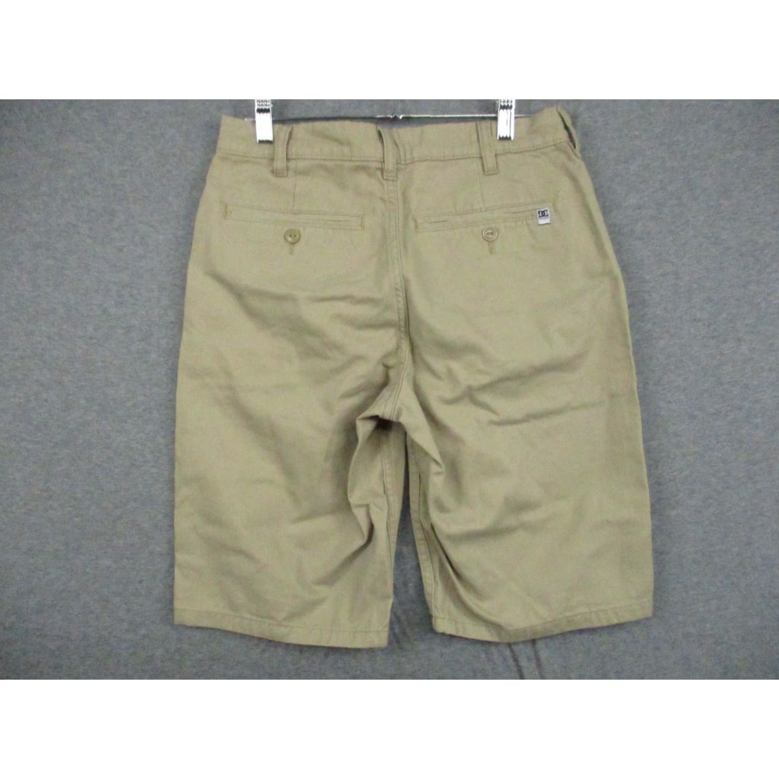Vintage DC Shoes Co Shorts 28 Men Chino Khaki Flat Front NWT Adjustable 5-Pocket Beig Fully Prime Knit 100% Cotton Casual Summer Fall Spring Mens Size US 28 / EU 44 - 4 Thumbnail