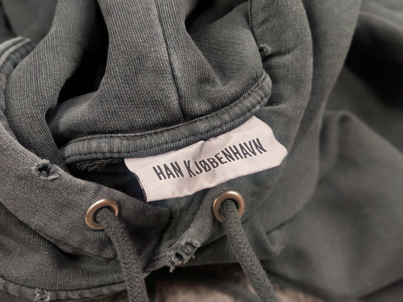 Han Kjobenhavn Han Kjobenhavn Design Distressed Faded logo oversized Hoodie Size US L / EU 52-54 / 3 - 15 Thumbnail