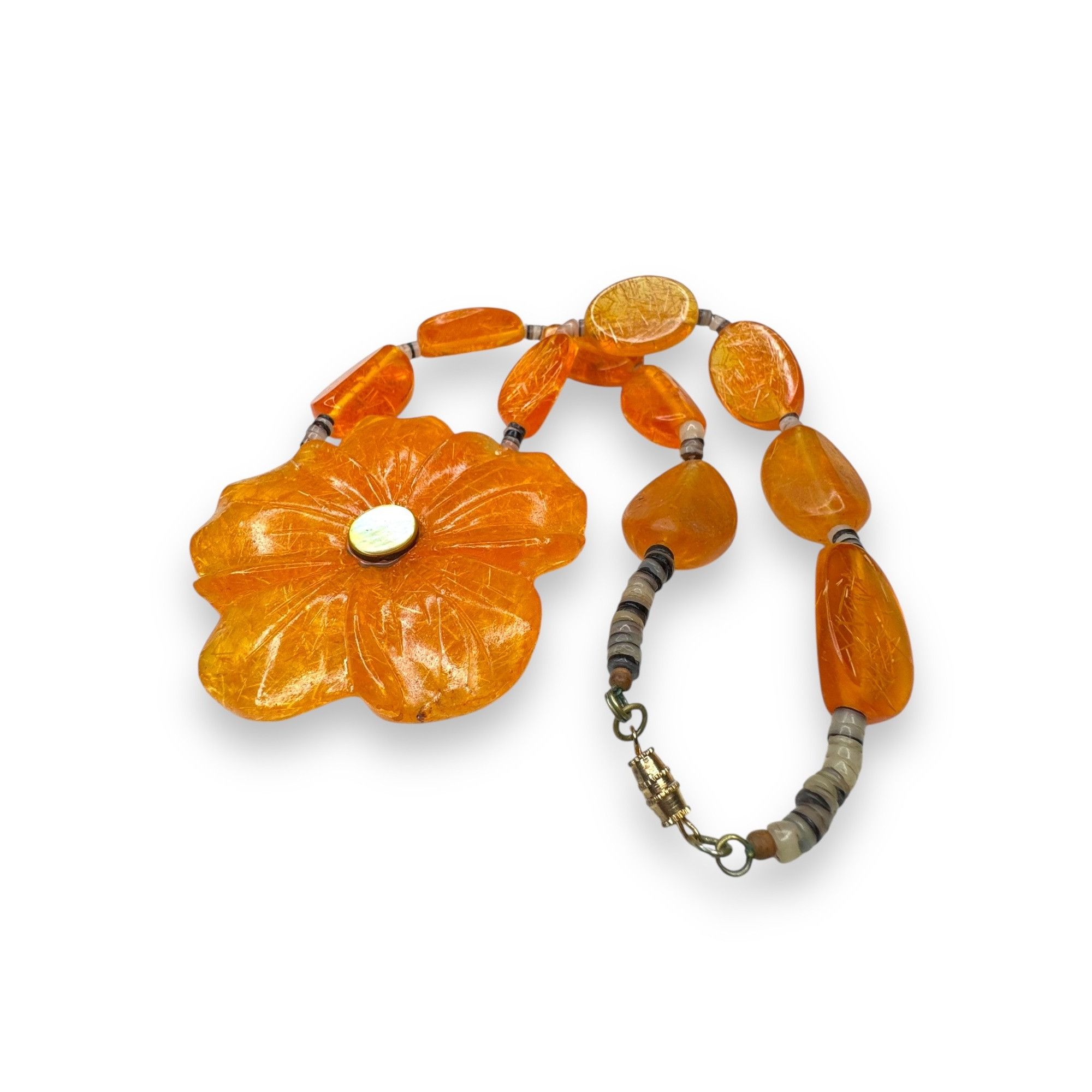 Other Amber & Shell Necklace With Flower Pendant 19" Size ONE SIZE - 9 Thumbnail
