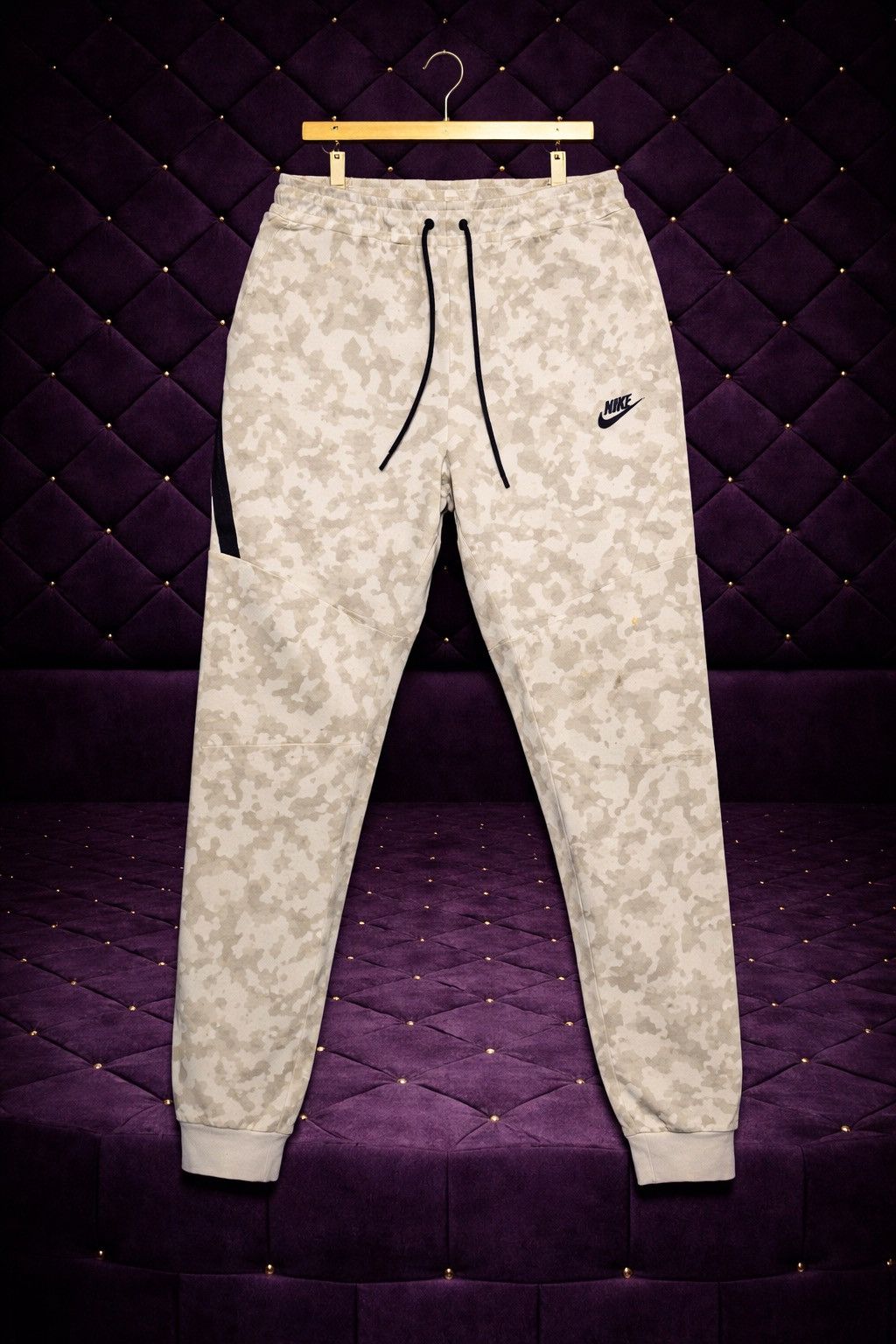 Other BEIGE CREAM JOGGER SWEATPANTS Size US 32 / EU 48 - 1 Preview
