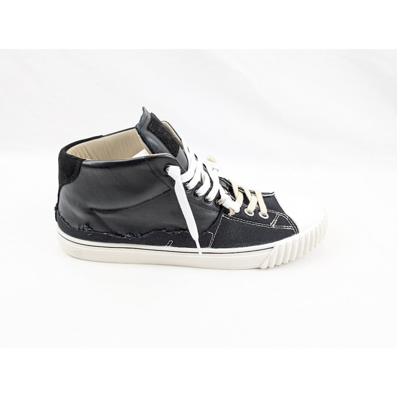 ★Maison Margiela★ Vintage Treatment Replica Sneakers Dark Maison Margiela - Replica Dark Gray Leather & Suede Low Top