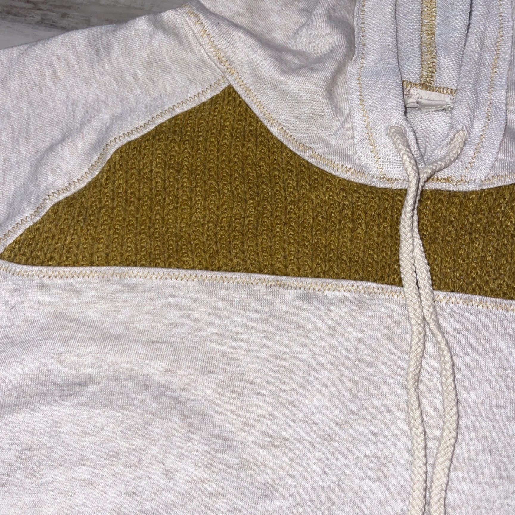 Vintage Hem & Thread Women’s Pullover Hoodie Size Large Cream Mustard Yellow Size L / US 10 / IT 46 - 4 Thumbnail
