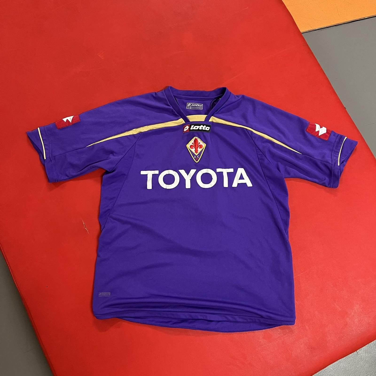 Vintage Rare Lotto ACF Fiorentina Soccer Jersey Juan Vargas Men M Size US M / EU 48-50 / 2 - 2 Thumbnail