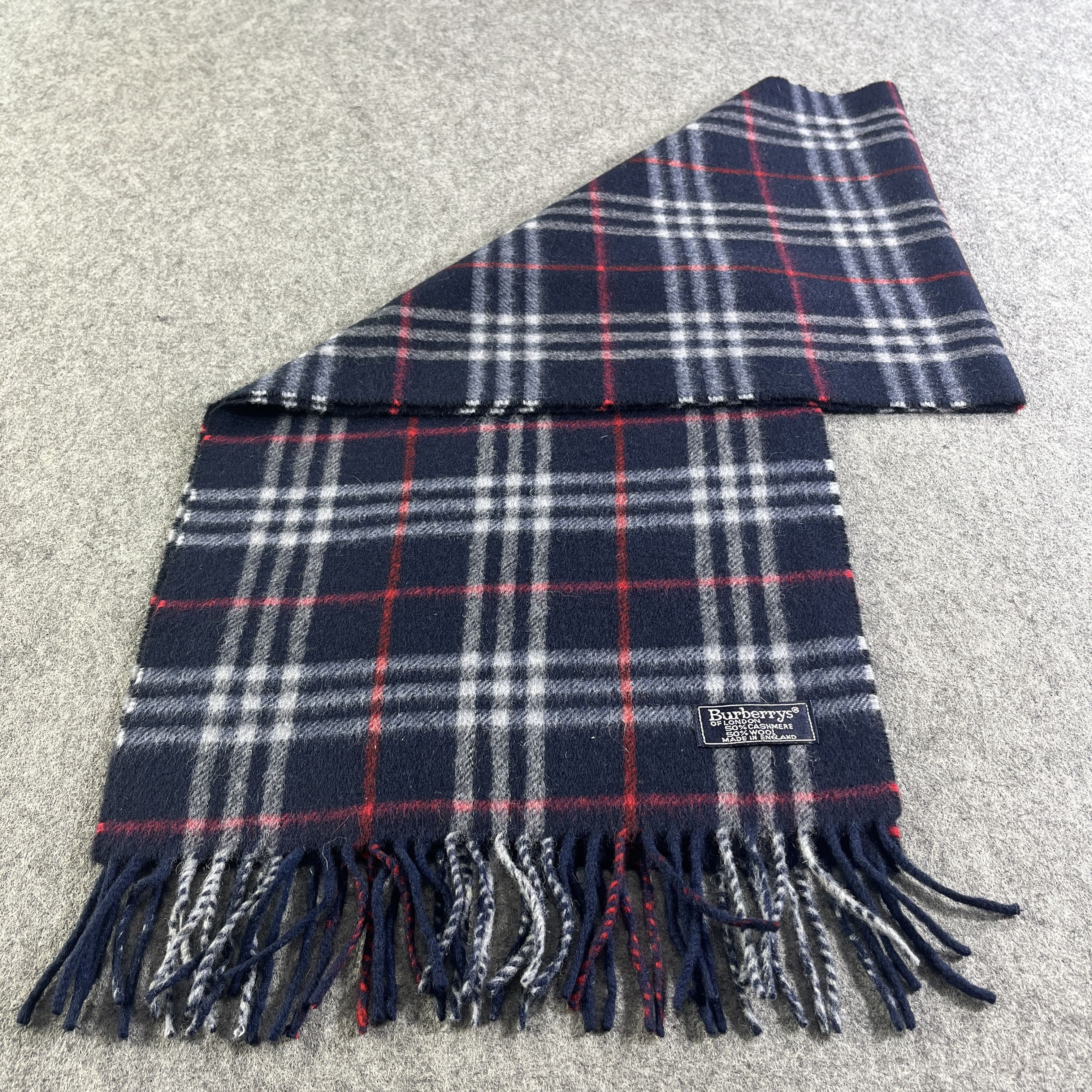 Burberry Burberry Scarf / Muffler / Neckwear T822 Size ONE SIZE - 4 Thumbnail
