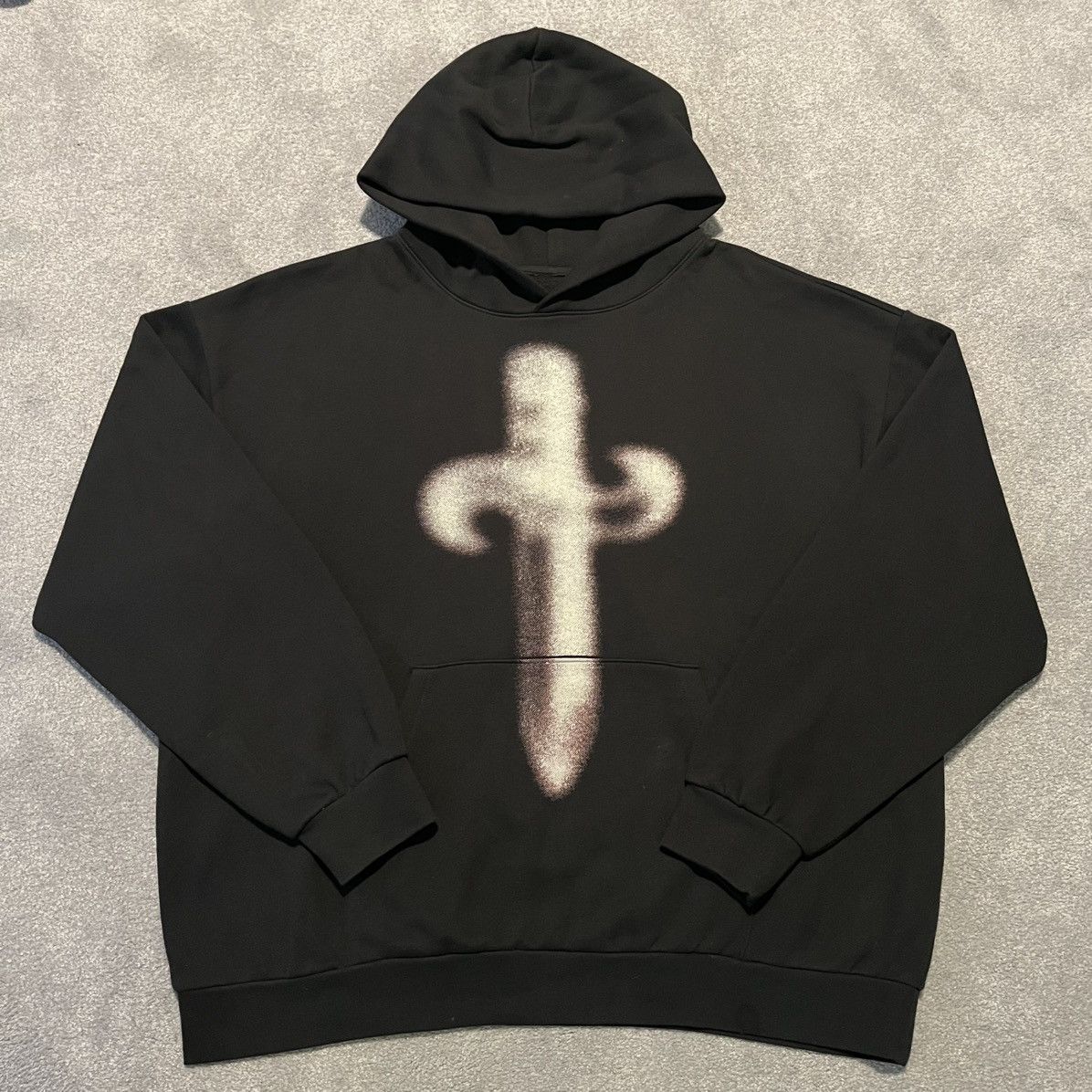21 Savage × Drake 21 Savage It’s All a Blur Drake Dagger Logo Hoodie 2023 Tour Size US XXL / EU 58 / 5 - 1 Thumbnail