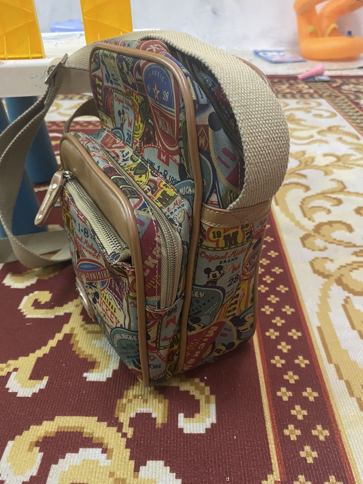Disney × Mickey Mouse Sling Bag Mickey Mouse Full print Size ONE SIZE - 2 Thumbnail