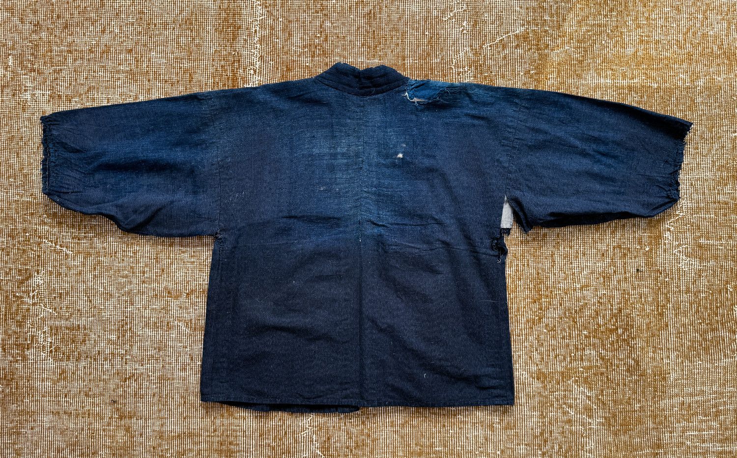 Vintage Vintage Japanese Mid-sleeved Kimono Hanten Indigo Distressed Size US S / EU 44-46 / 1 - 6 Thumbnail