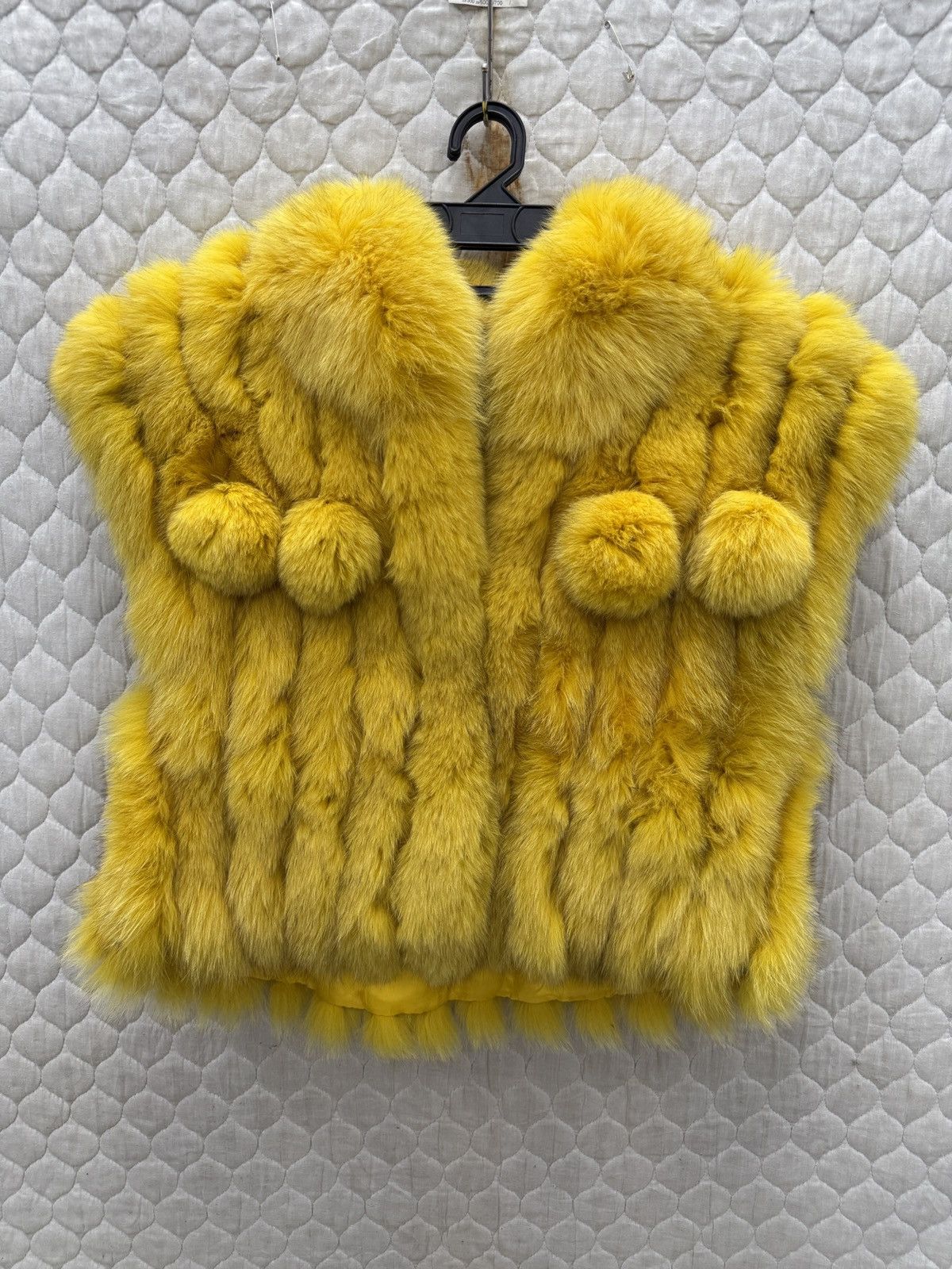 Japanese Brand 🔥🔥🔥STEALS ROTINY CASUAL FUR Size M / US 6-8 / IT 42-44 - 1 Thumbnail