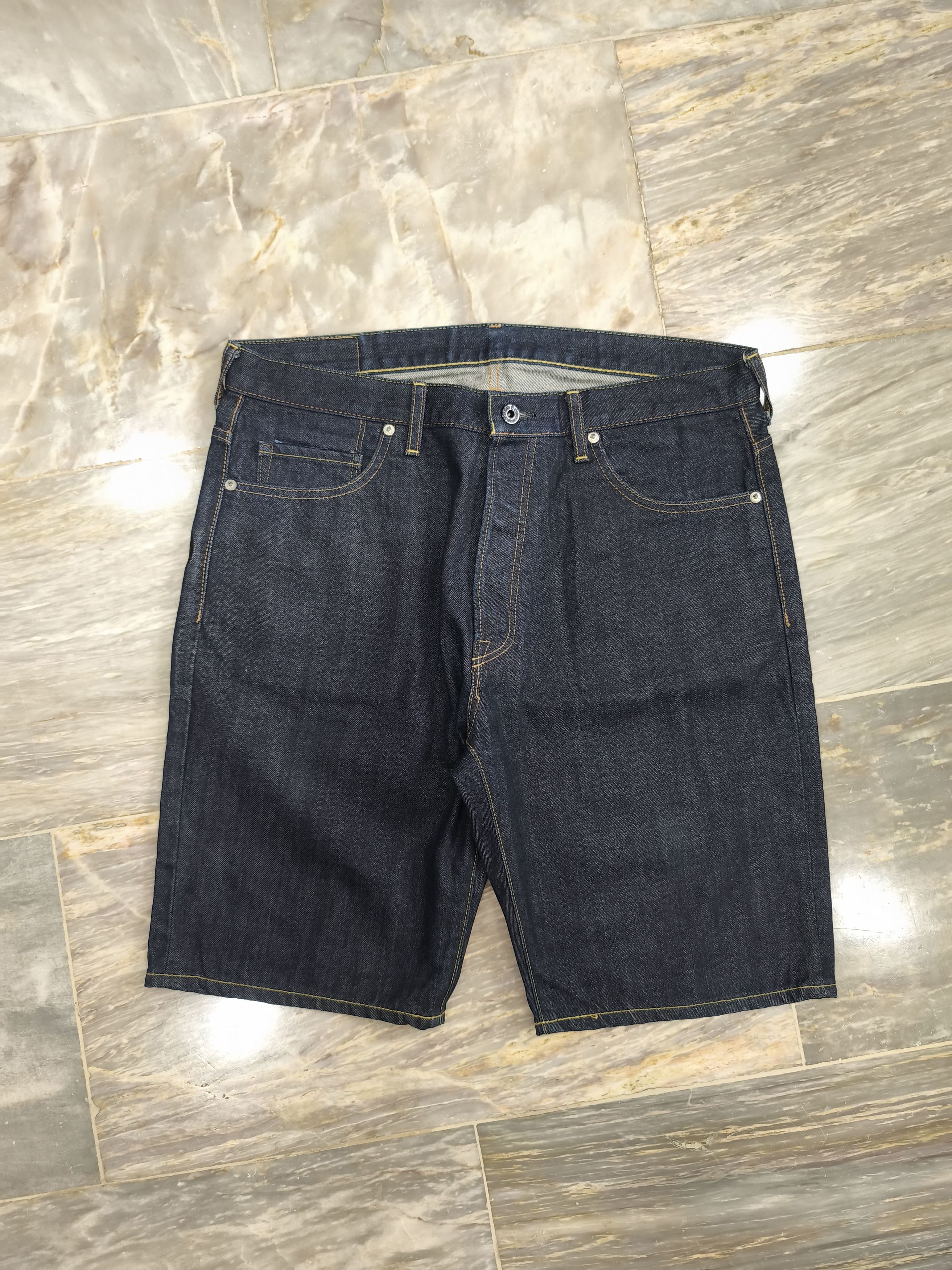 Bape OG BAPE BABY MILO PEEKING BANANA JORTS Size US 36 / EU 52 - 6 Thumbnail