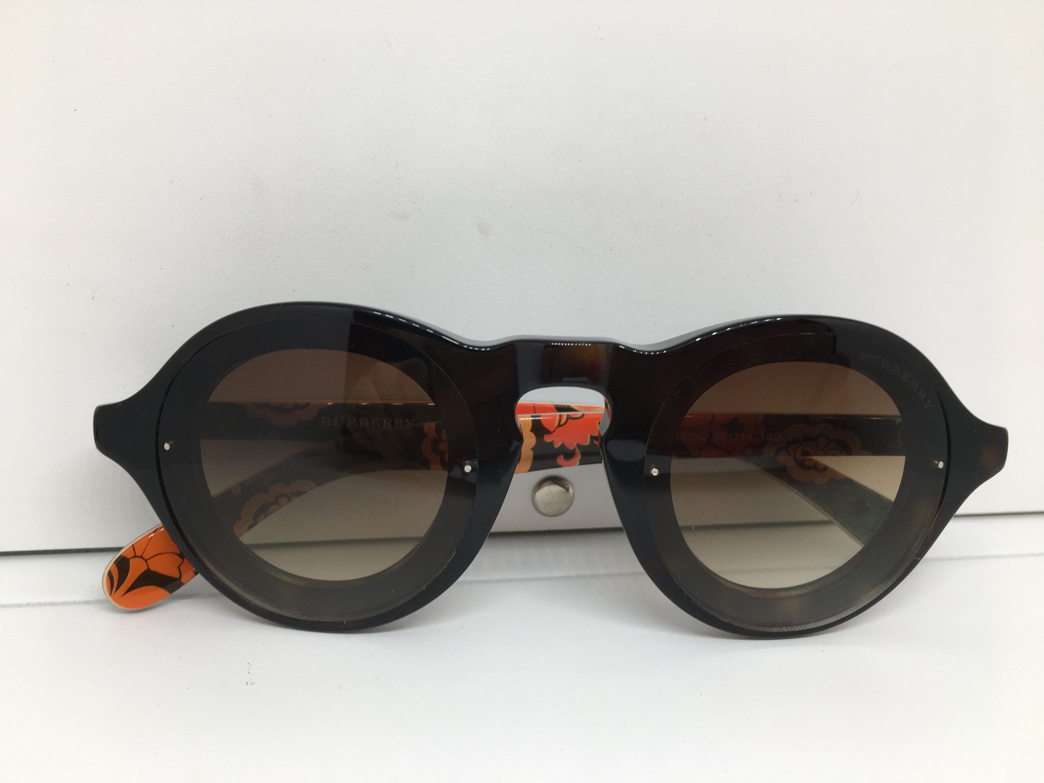 Burberry Handmade Burberry B4215 Keyhole Bridge Sunglasses Frame Size ONE SIZE - 8 Thumbnail