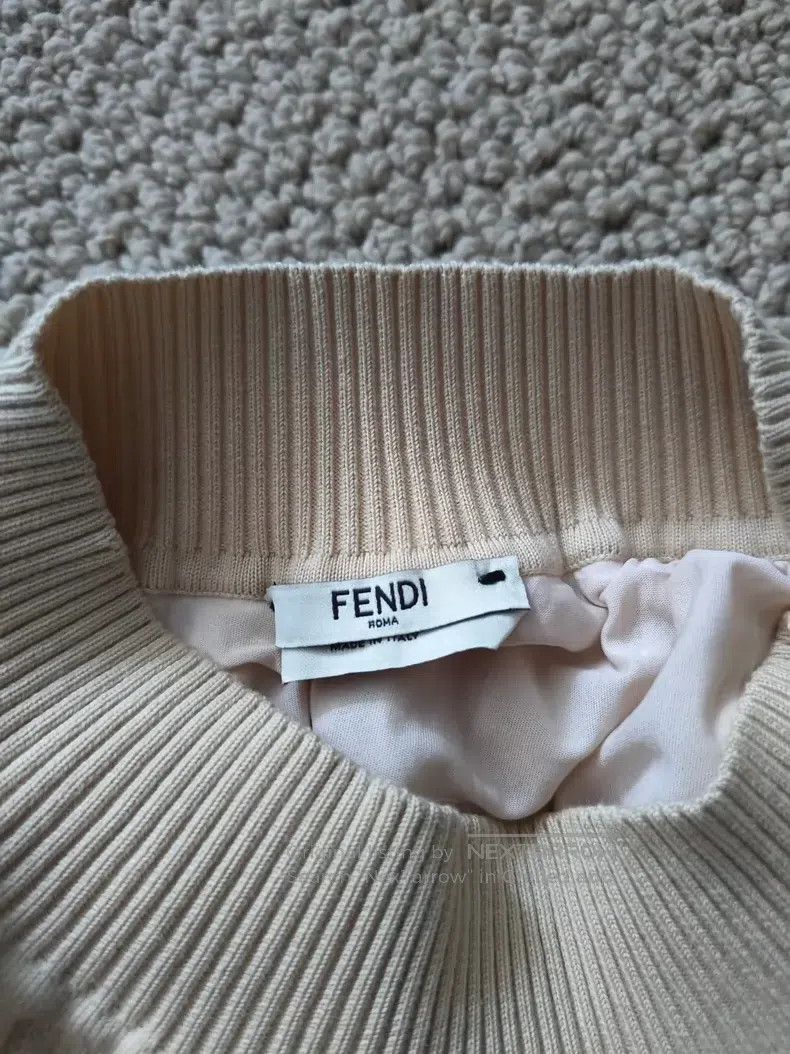 Fendi Fendi FF knitted set, ivory short sleeve top + skirt, made Size XS / US 0-2 / IT 36-38 - 6 Thumbnail