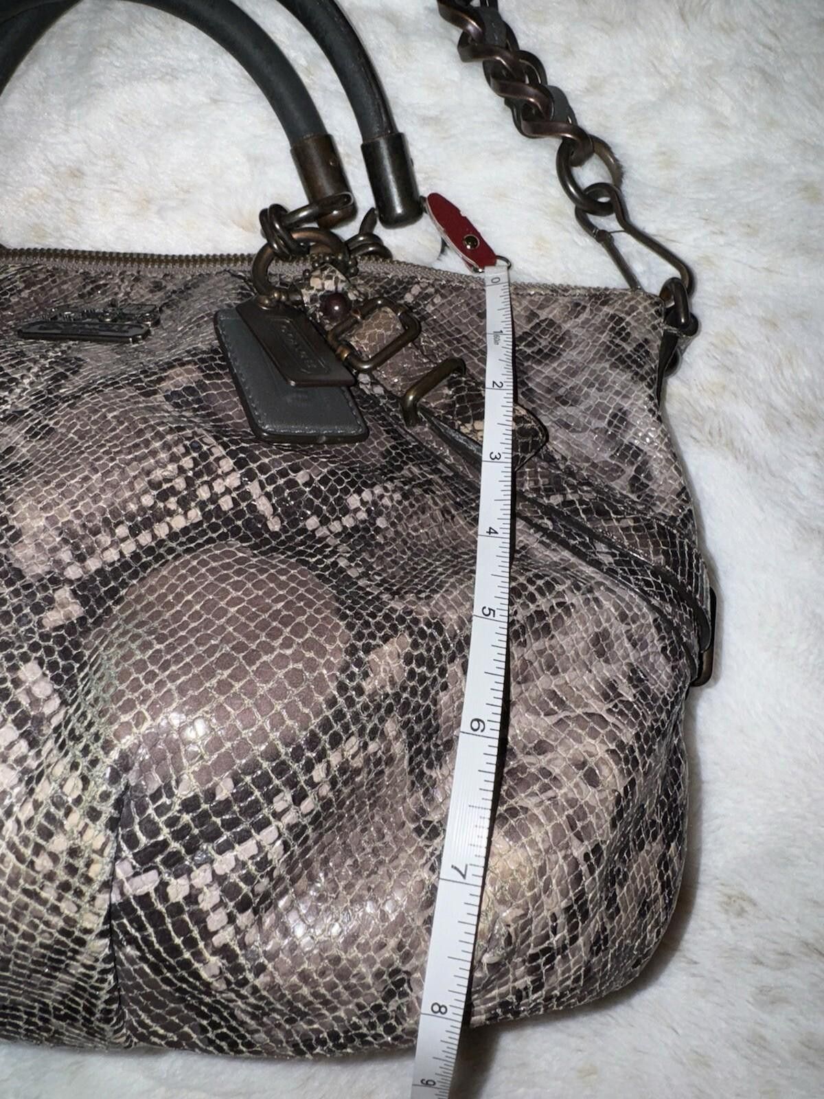 Coach Coach Snakeskin Hand Bag Purse Tote Satchel Soft Leather Size ONE SIZE - 12 Thumbnail