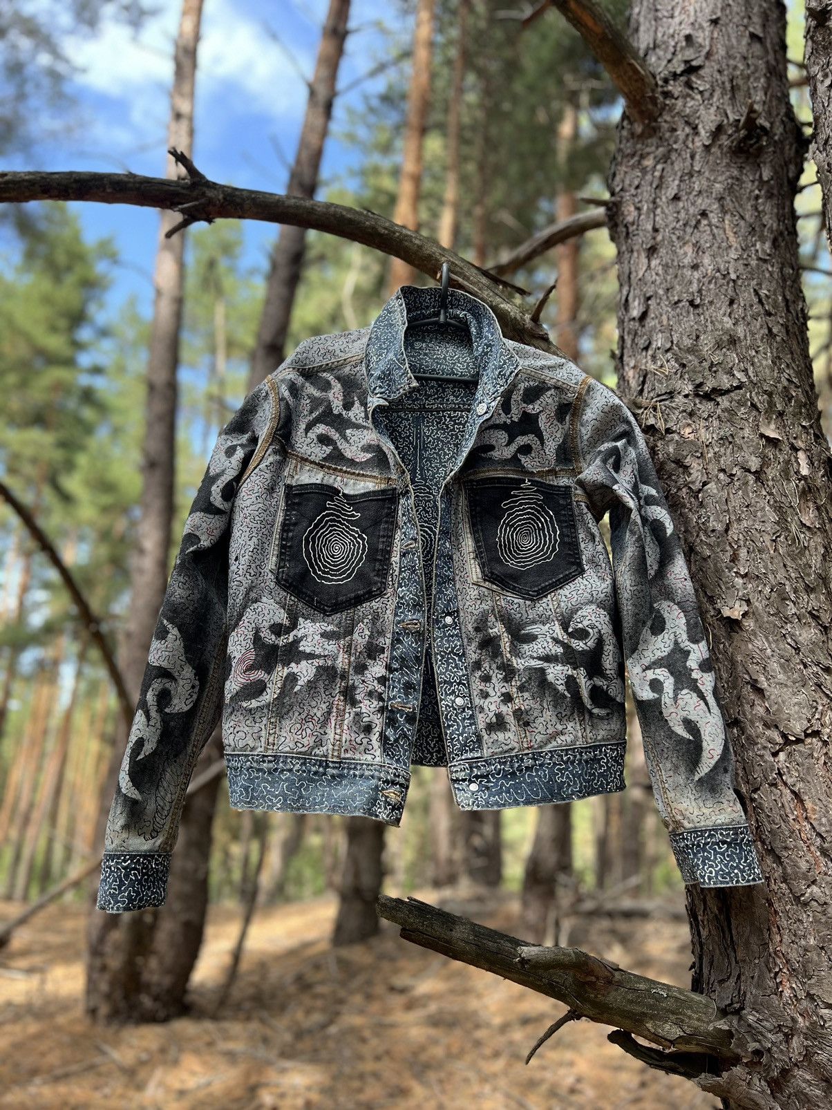 Other Custom ethnical bilateral distressed denim jacket Size US L / EU 52-54 / 3 - 1 Thumbnail