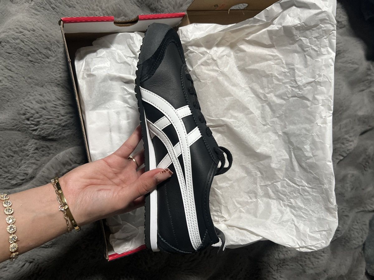 Onitsuka Tiger Onitsuka Tiger Mexico 66 ‘Black White’ Size US 6.5 / EU 39-40 - 1 Thumbnail