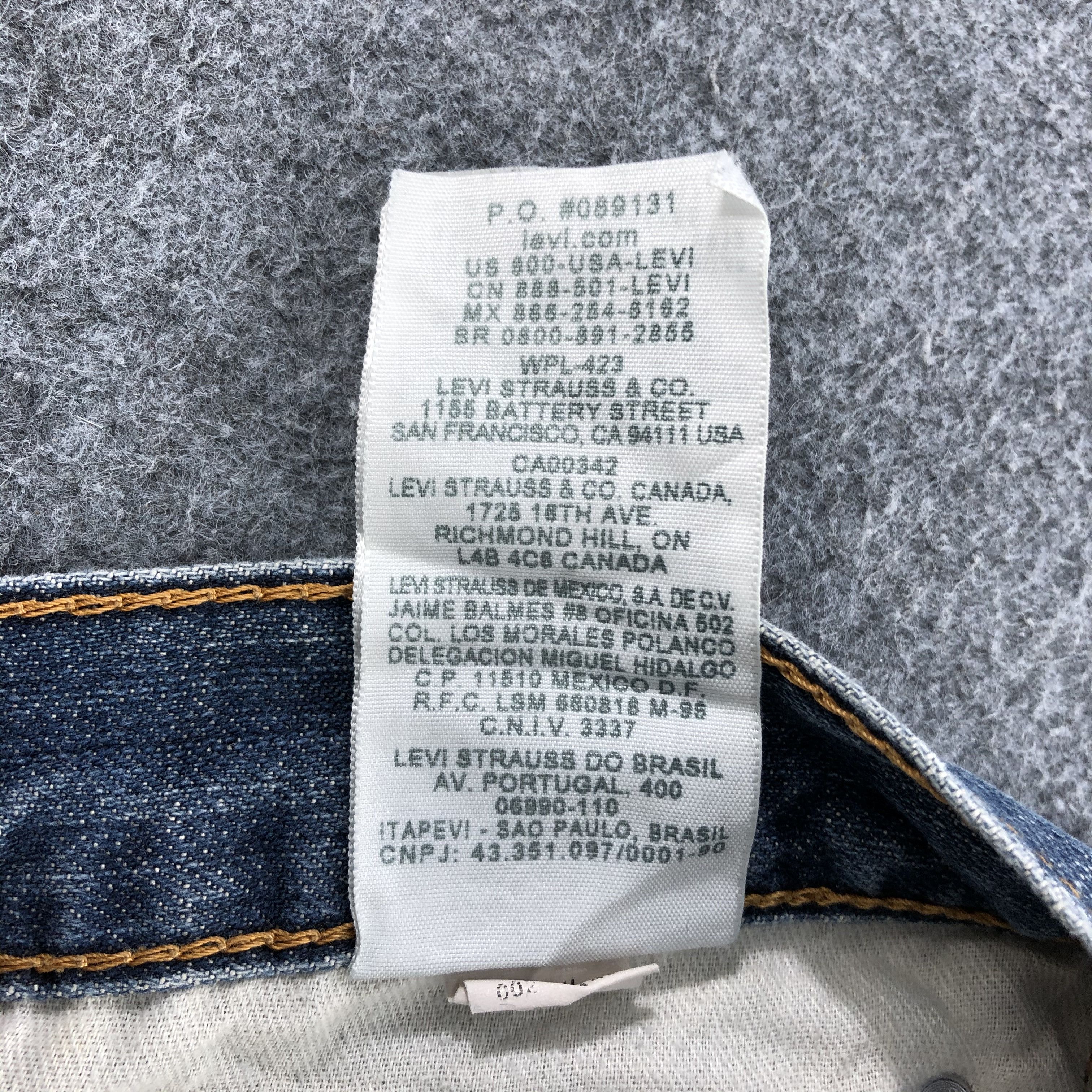 Levi's Vintage Levis 505 Jeans Faded Blue Denim KJ479 Size US 34 / EU 50 - 12 Thumbnail