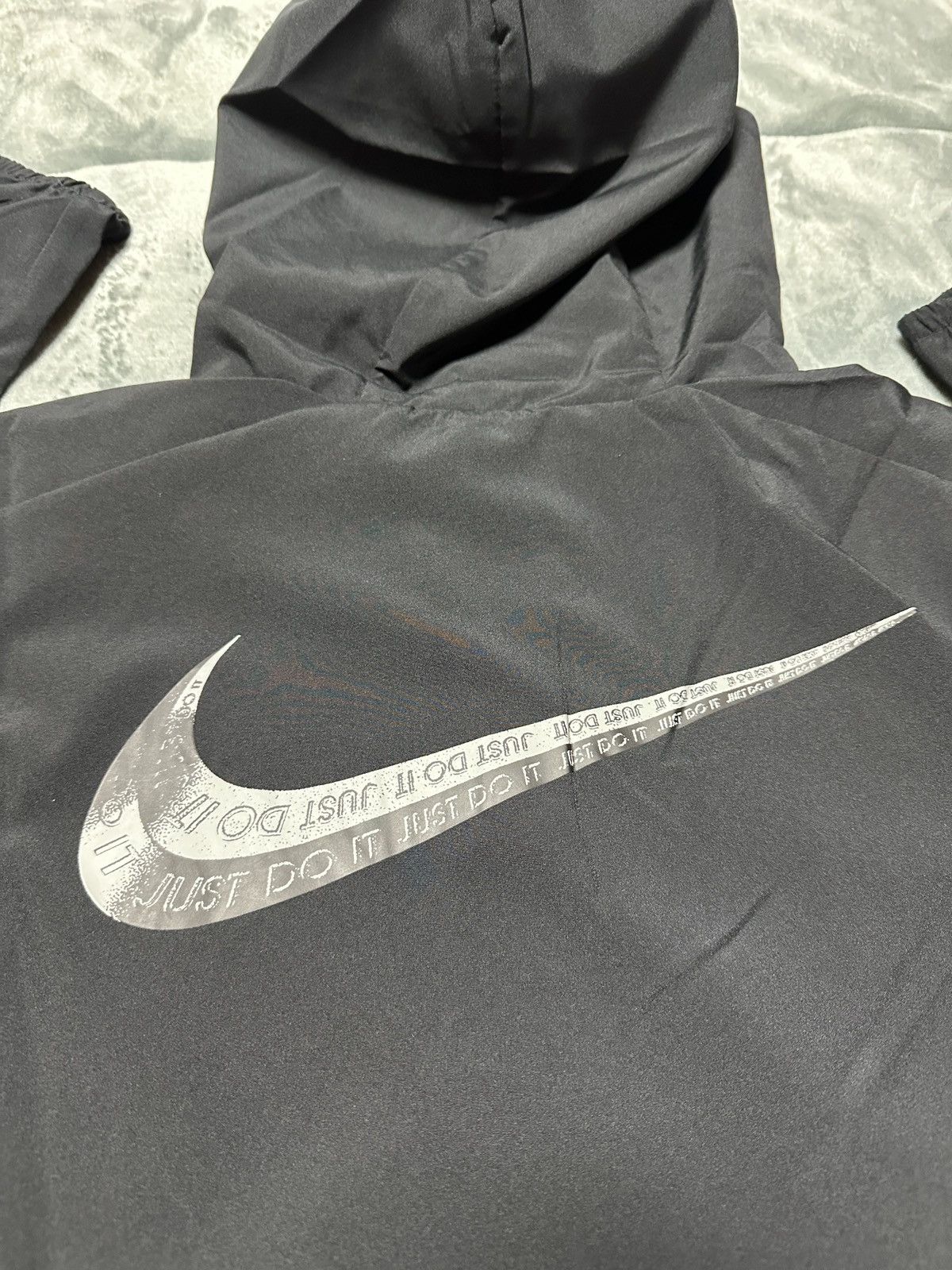 Nike New Nike Size Large Dry Fit Versatile Foam Running Jacket Size US L / EU 52-54 / 3 - 1 Thumbnail