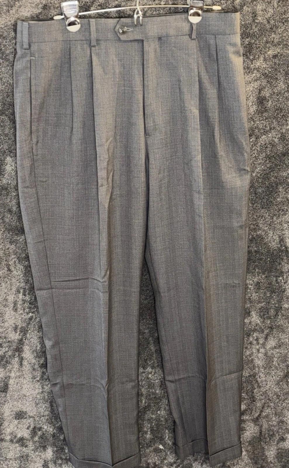 Roundtree & Yorke Roundtree & Yorke 34x32 Gray Pleated Cuffed Dress Pants Size US 34 / EU 50 - 1 Thumbnail