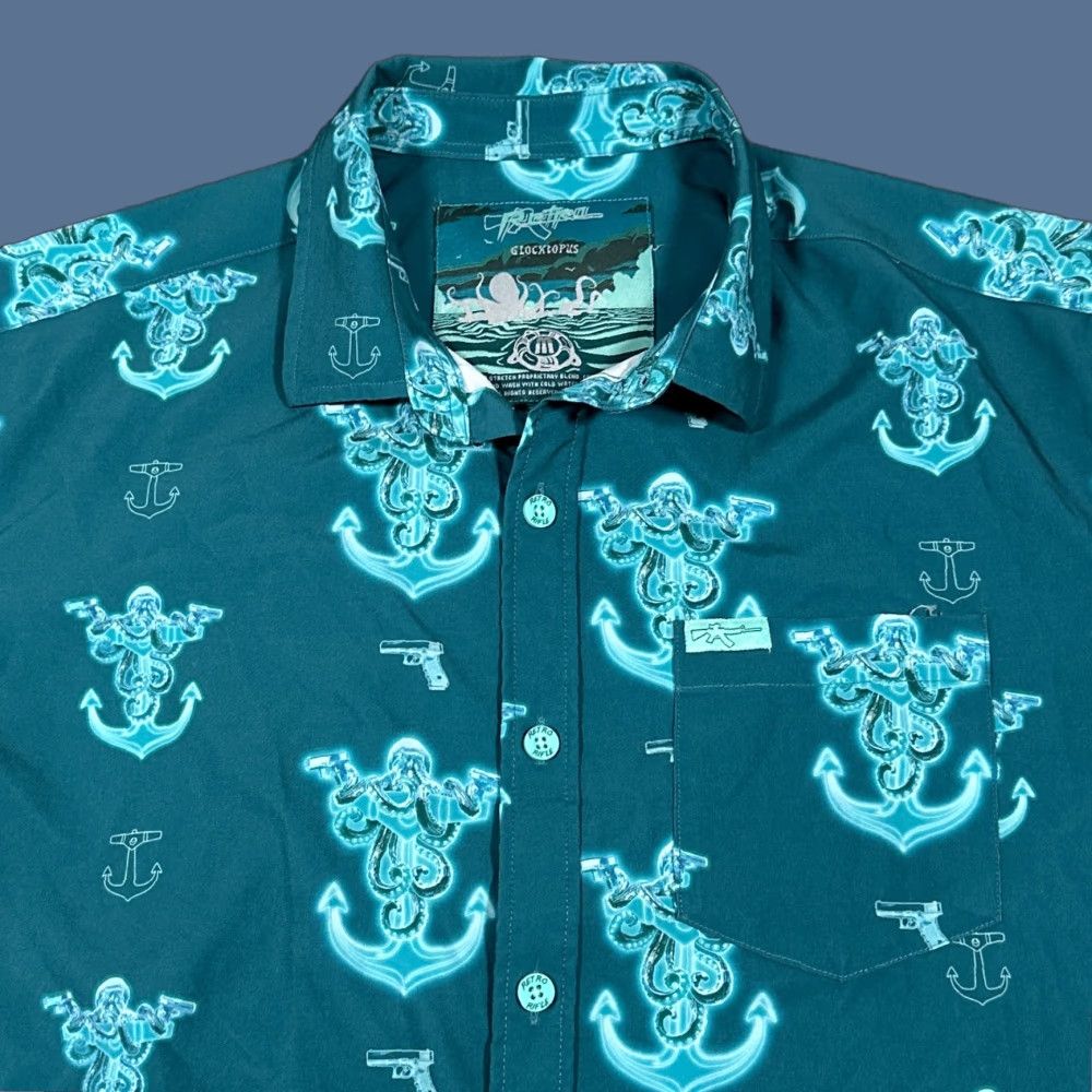 Etro Retro Rifle Button Up Shirt Mens M Green Navy Graphic Print Hawaiian Octopus Army Beach Military 90s? Size US M / EU 48-50 / 2 - 1 Thumbnail