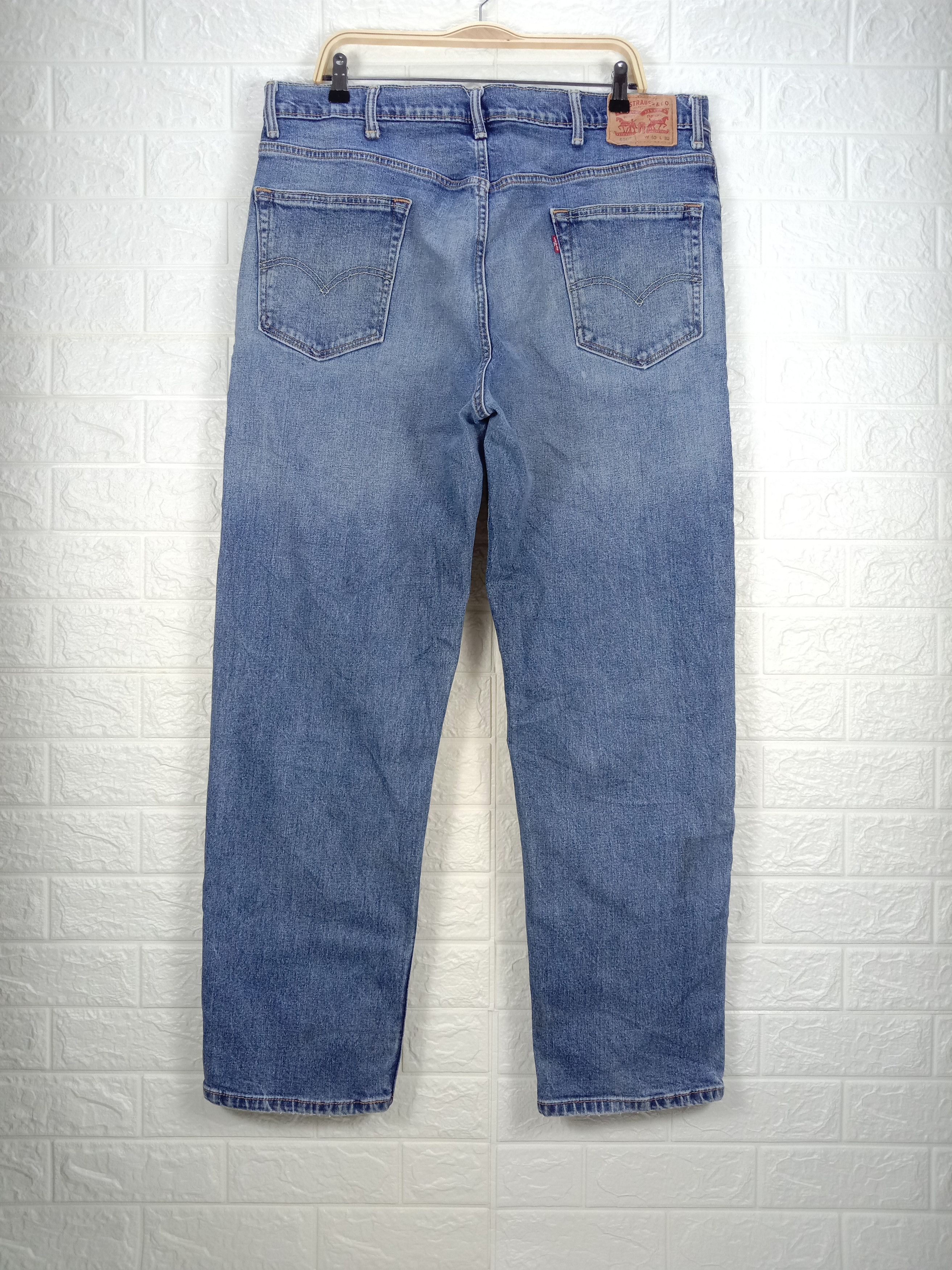 Levi's Vintage Levi's 550 Jeans Blue Wash Relaxed Fit Denim Size US 39 - 5 Thumbnail