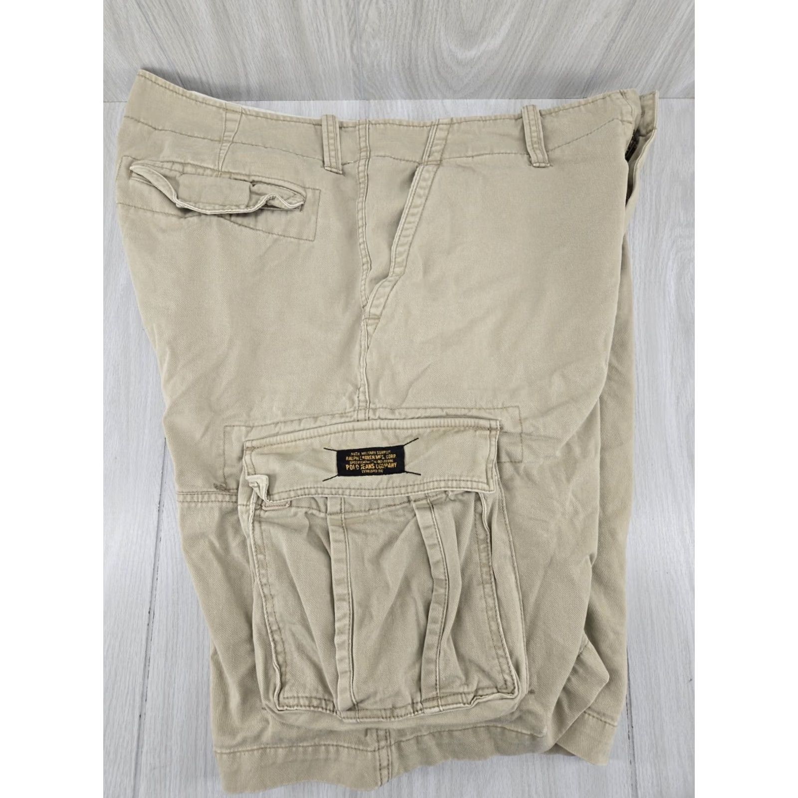 Polo Ralph Lauren VINTAGE Polo Ralph Lauren Beige Military Surplus Cargo Shorts Size 36 Men Regular Cotton 10 Inseam Cargo Pocket Outdoor Pocketed Size US M / EU 48-50 / 2 - 4 Thumbnail