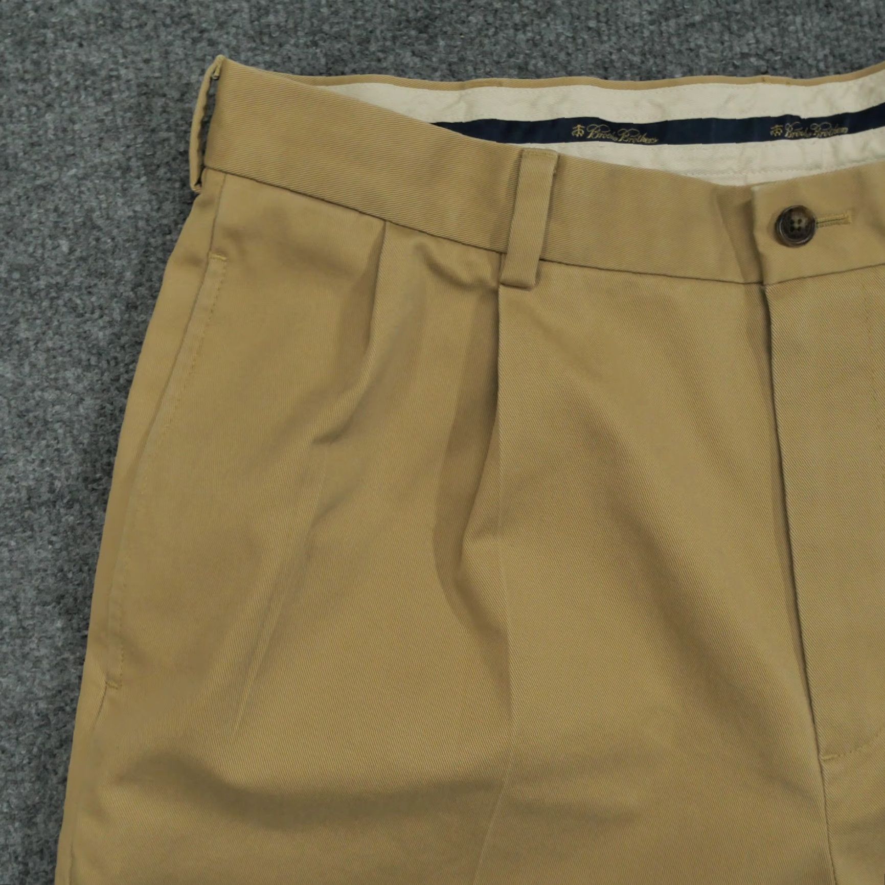 Brooks Brothers Brooks Brothers Pants Mens 35x28 Tan Khaki Advantage Chino Elliot - Beige Cotton Flat Front Classic Straight Pockets 29 Inseam Regular Size 35 Mens Size US 35 - 3 Thumbnail