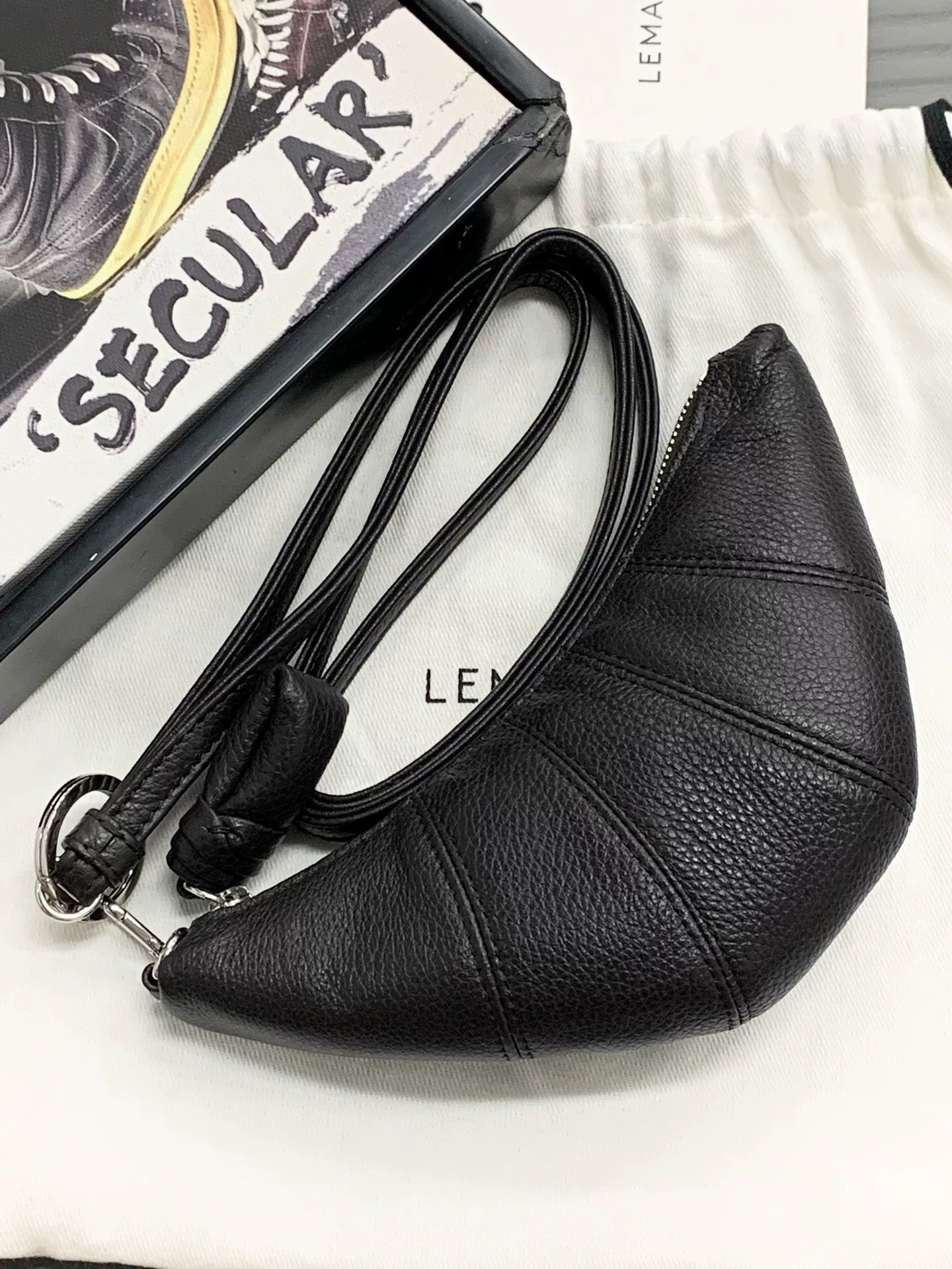 Lemaire Lemaire New Leather Coin Purse Size ONE SIZE - 1 Thumbnail
