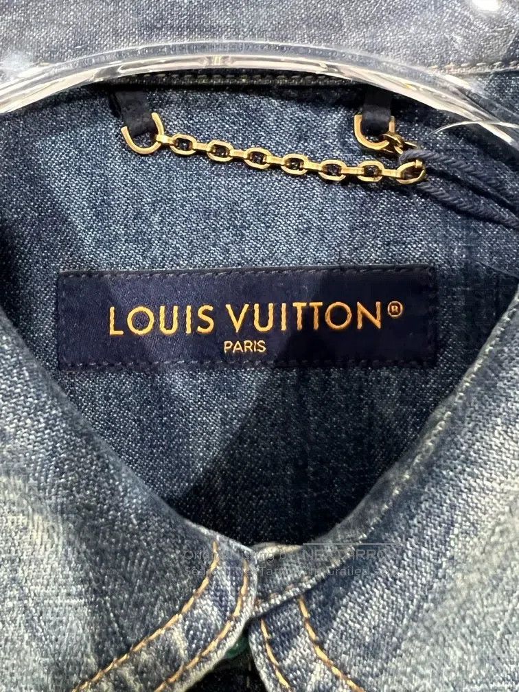 Louis Vuitton Louis Vuitton Studded Turquoise Shirt Size US M / EU 48-50 / 2 - 4 Thumbnail
