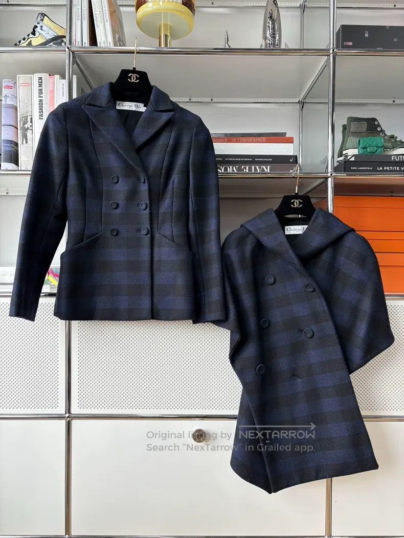 Dior Dior Blue and black plaid double-breasted suit jacket Size XS / US 0-2 / IT 36-38 - 1 Thumbnail